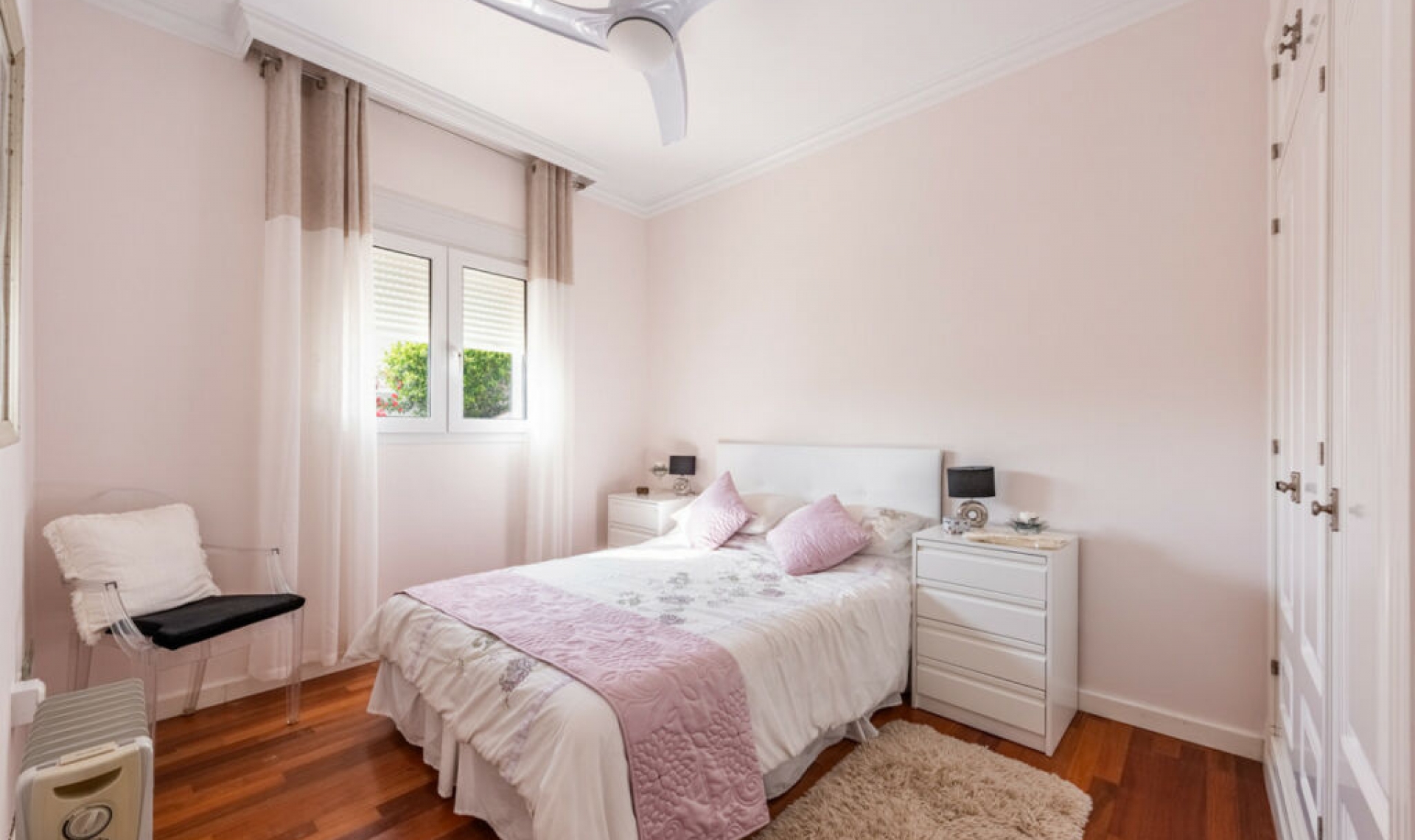 Resale - House -
Sierrezuela