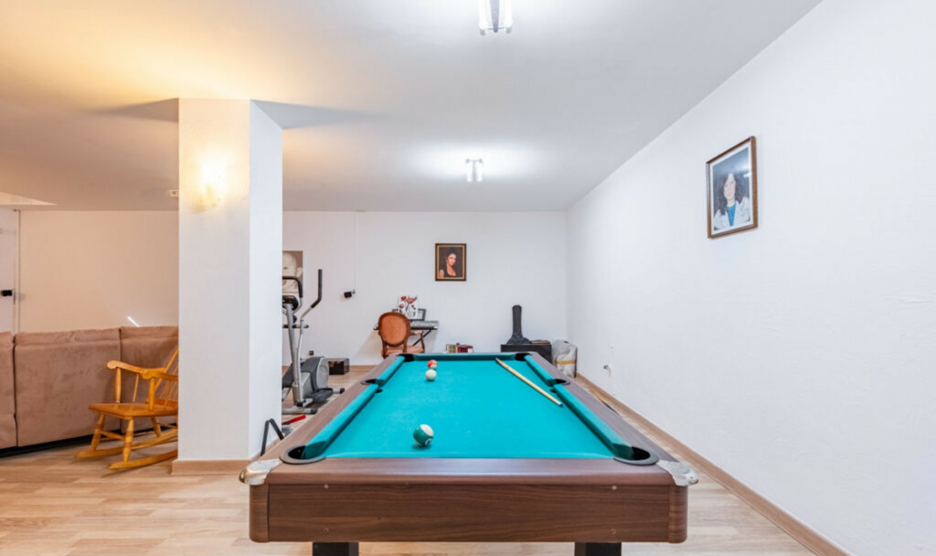 Resale - House -
Sierrezuela