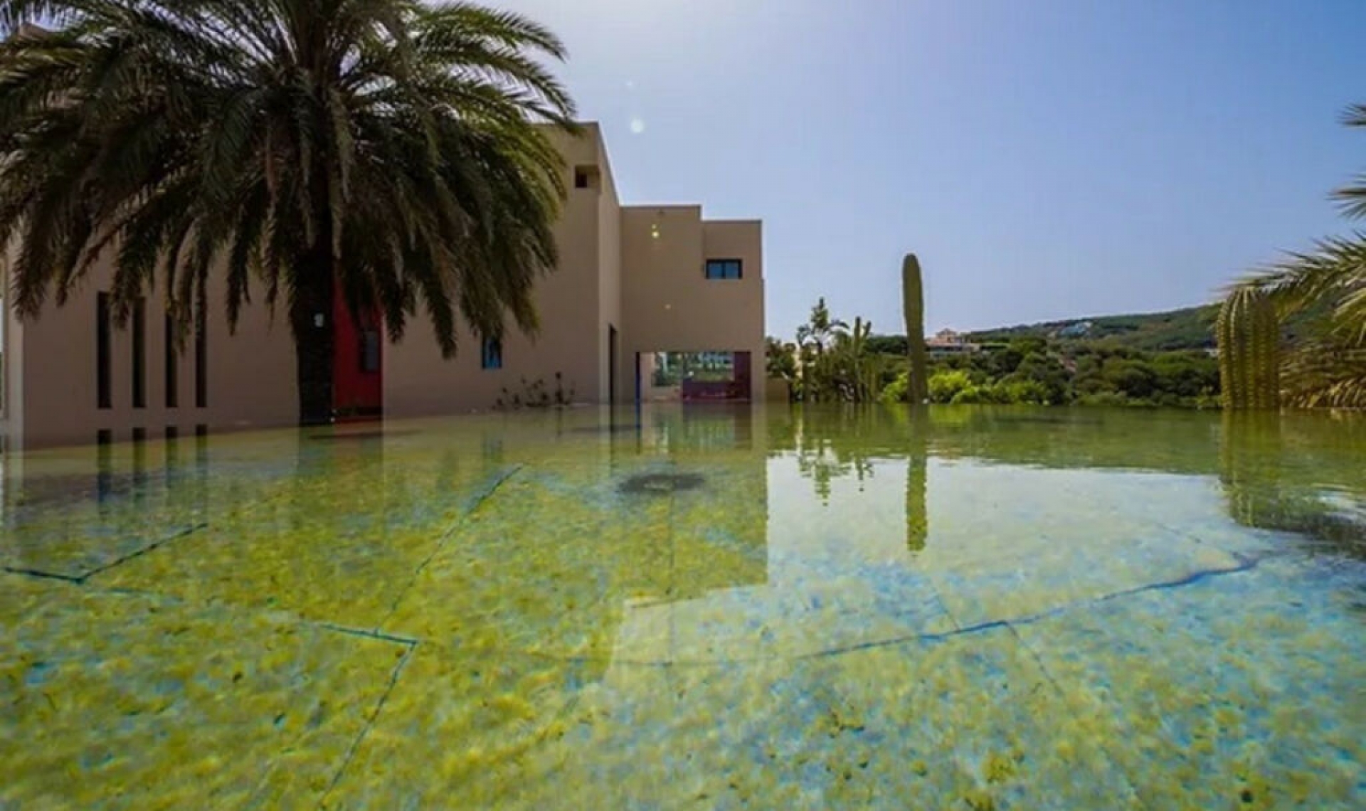 Resale - House -
Sotogrande Alto