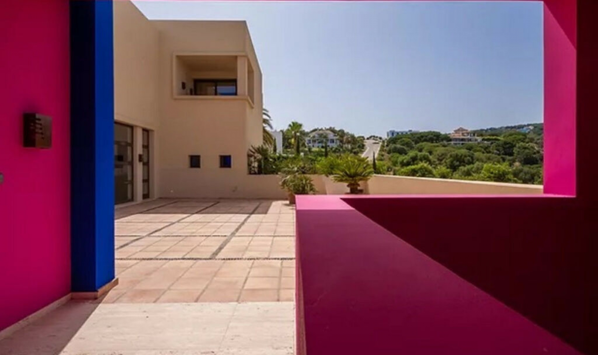 Resale - House -
Sotogrande Alto
