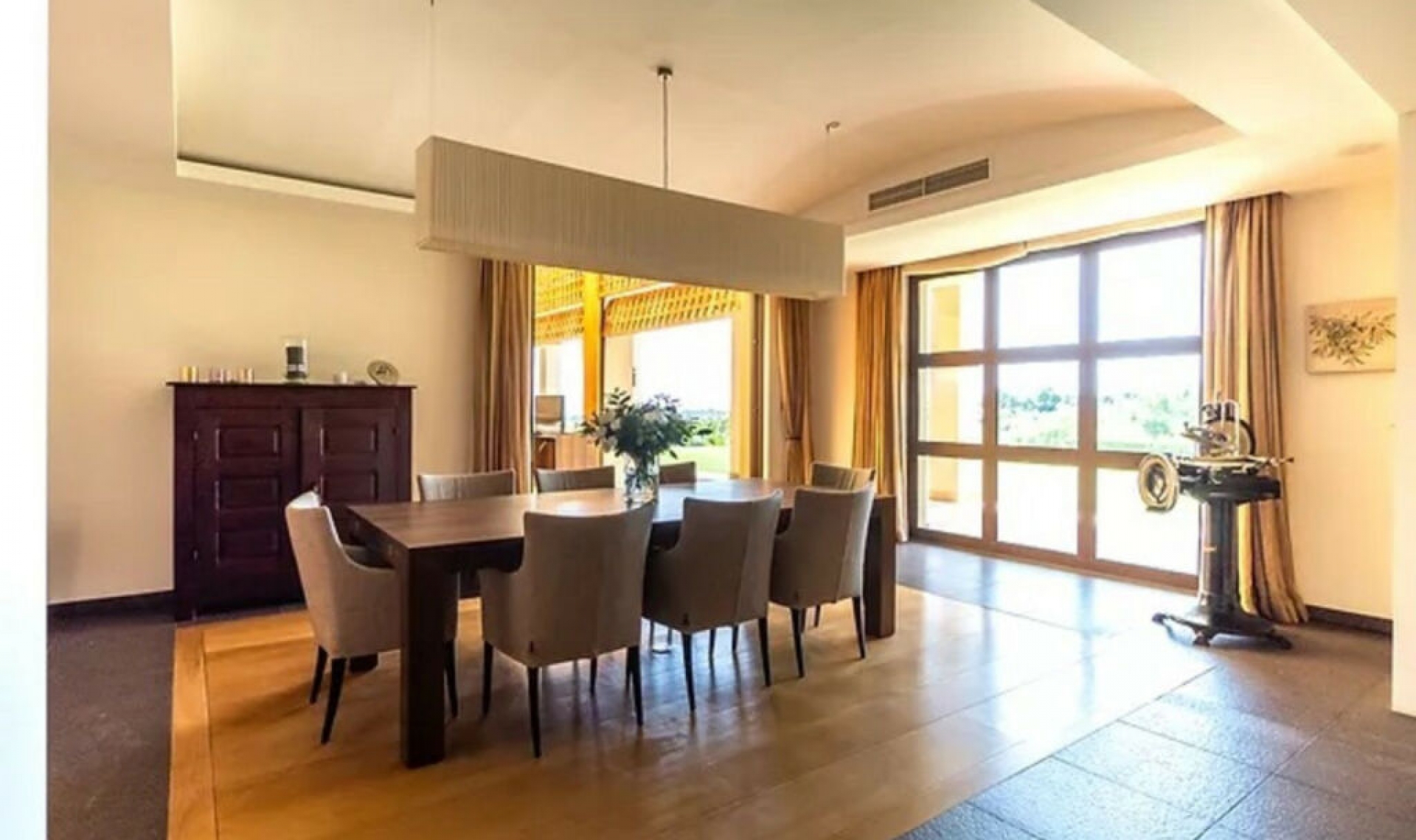 Resale - House -
Sotogrande Alto