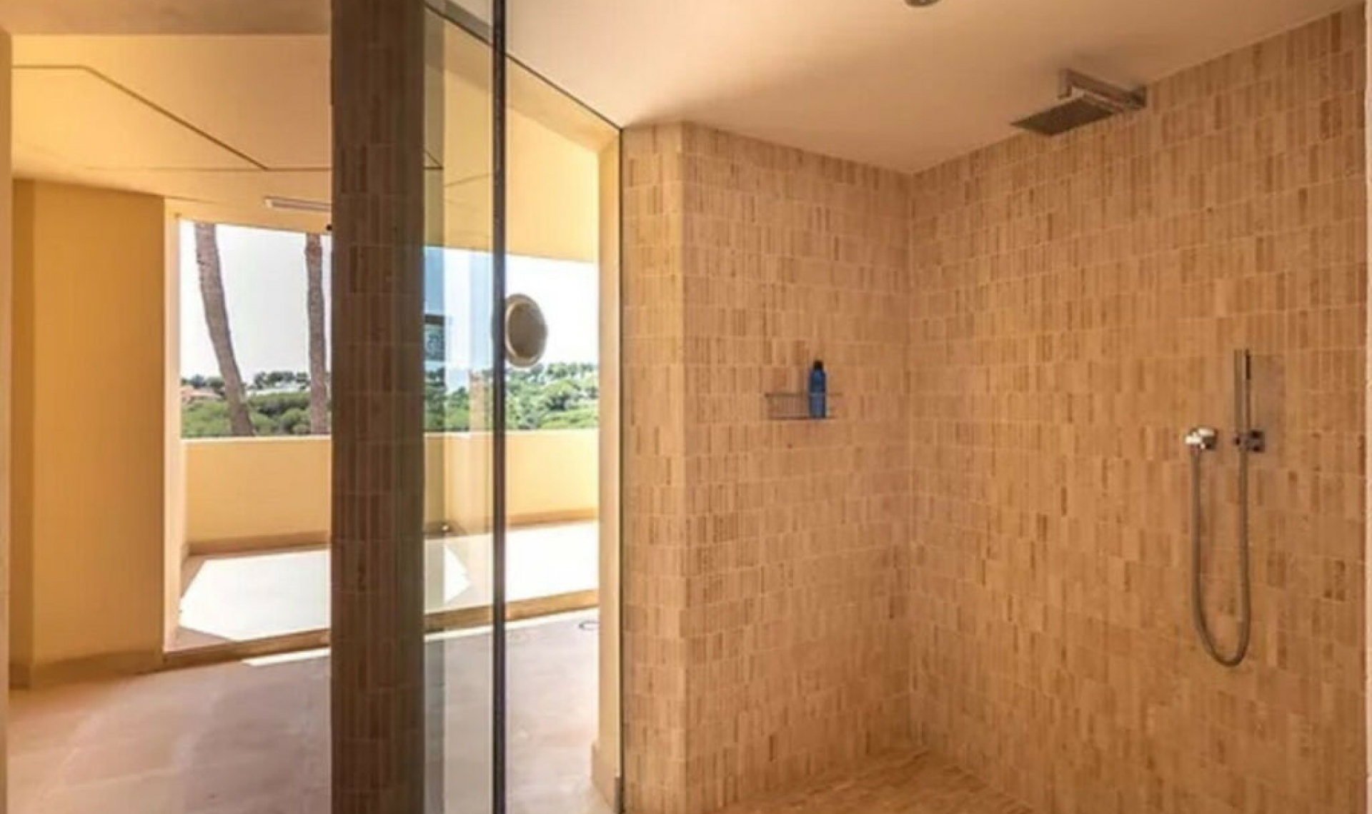Resale - House -
Sotogrande Alto