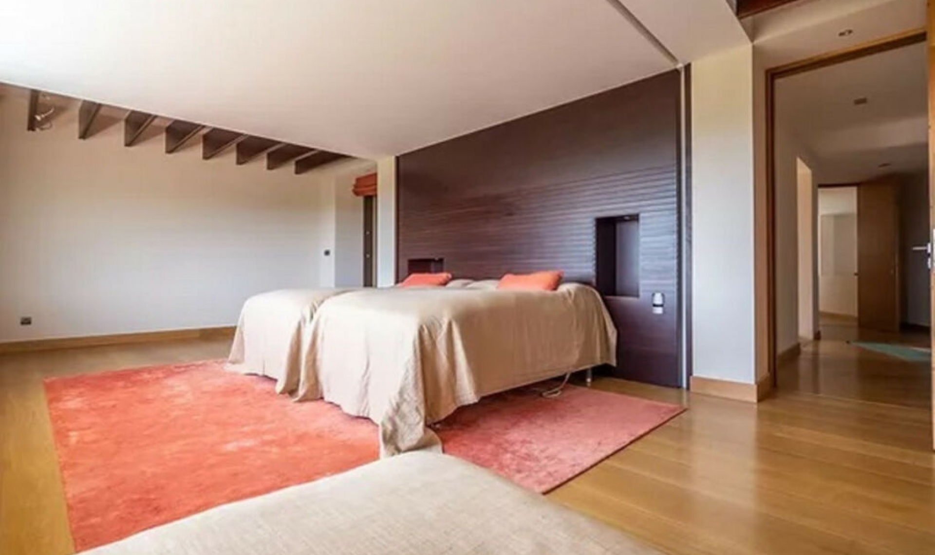Resale - House -
Sotogrande Alto