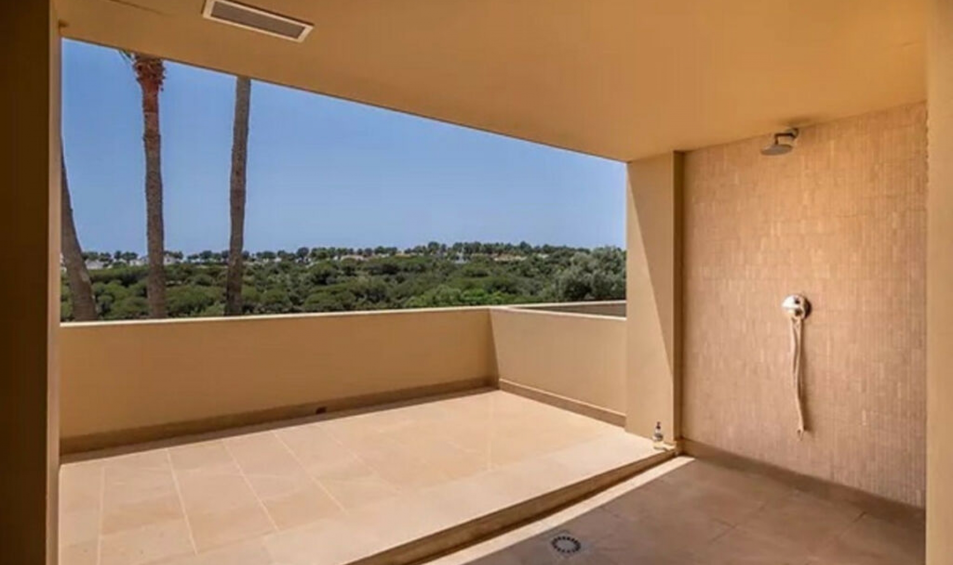Resale - House -
Sotogrande Alto