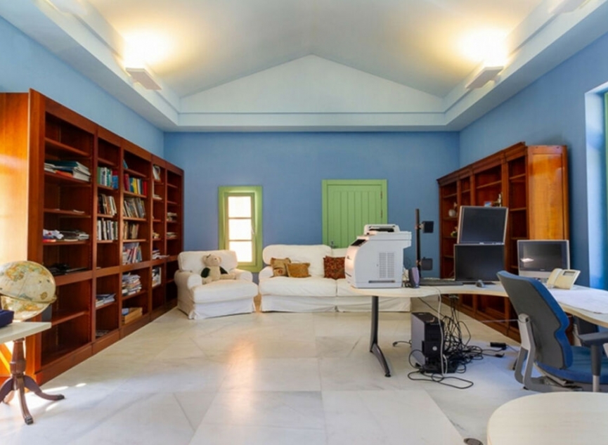 Resale - House -
Sotogrande Alto