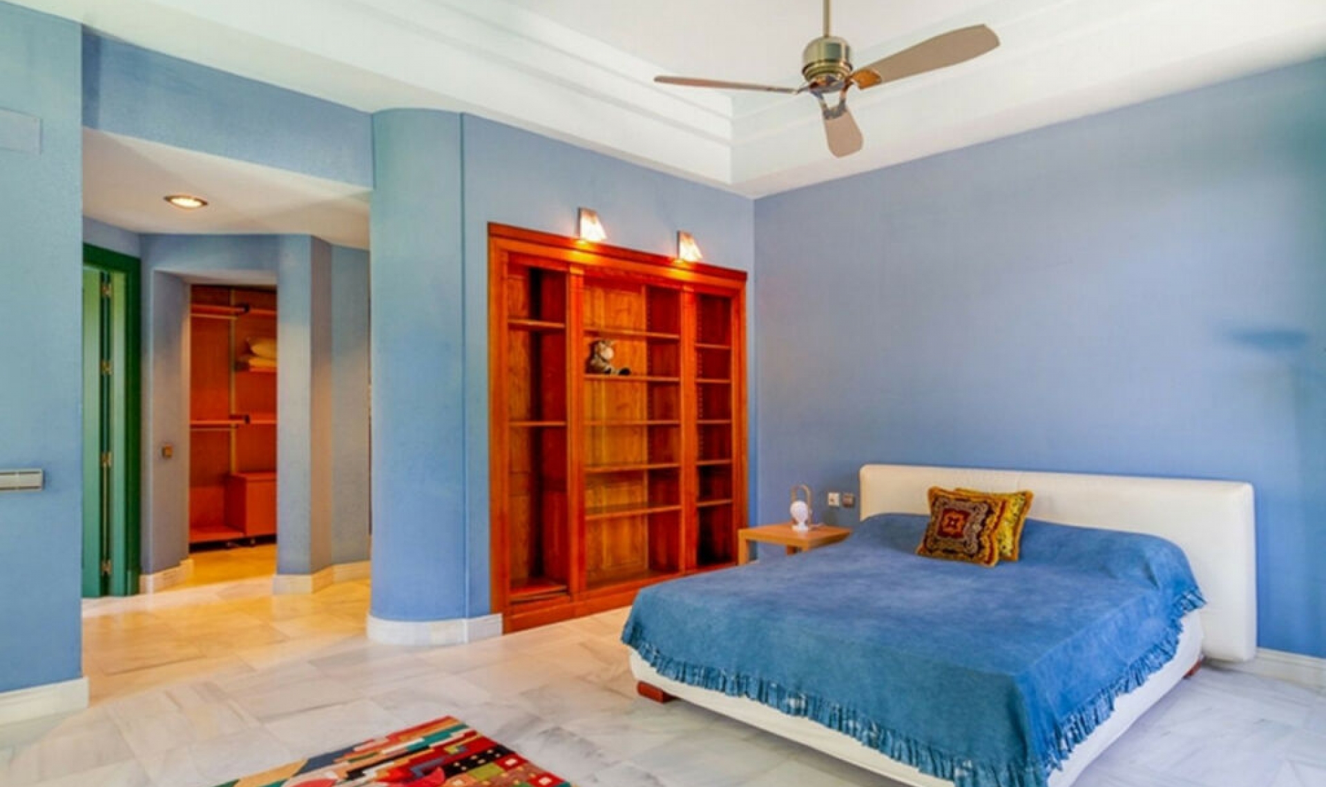 Resale - House -
Sotogrande Alto