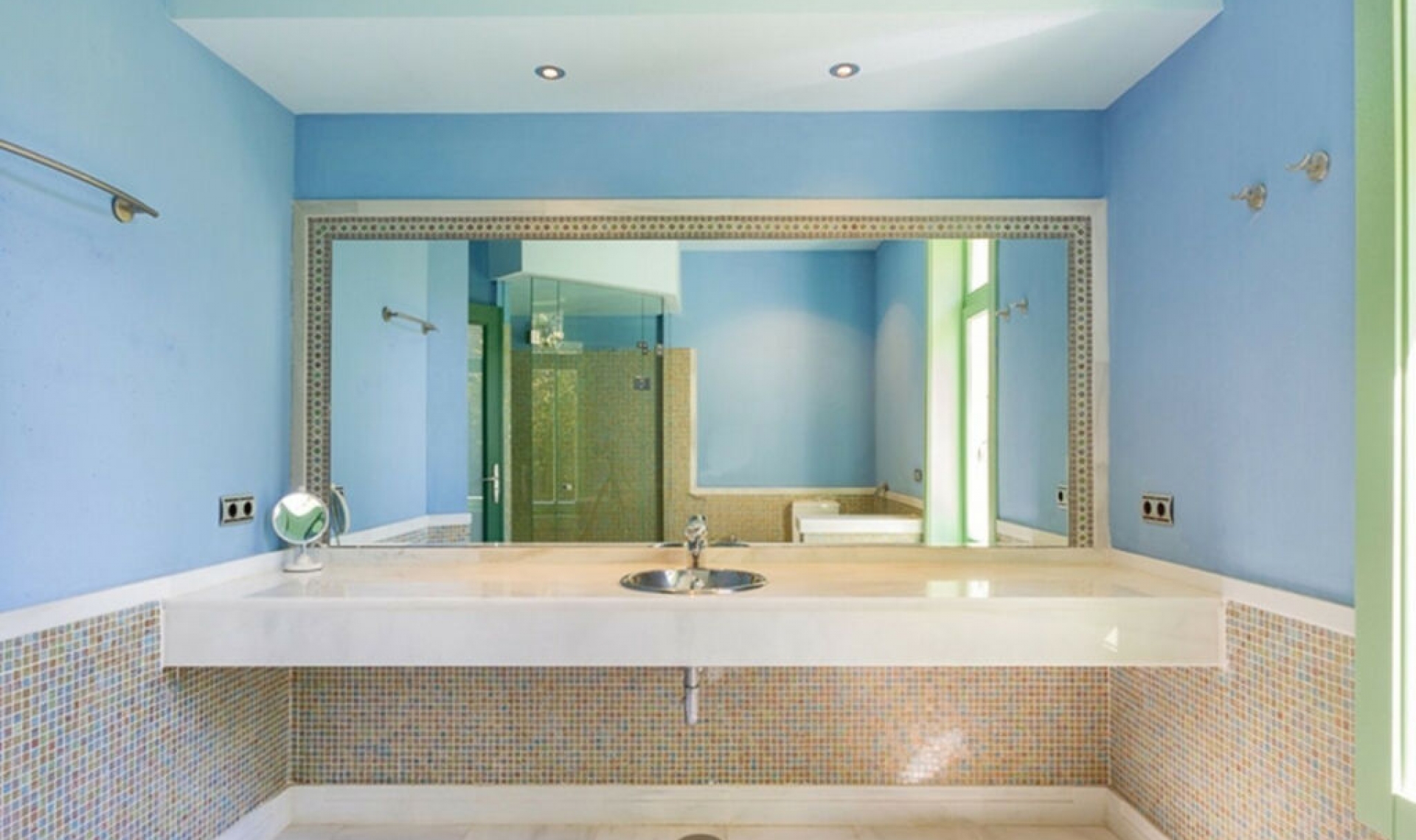 Resale - House -
Sotogrande Alto