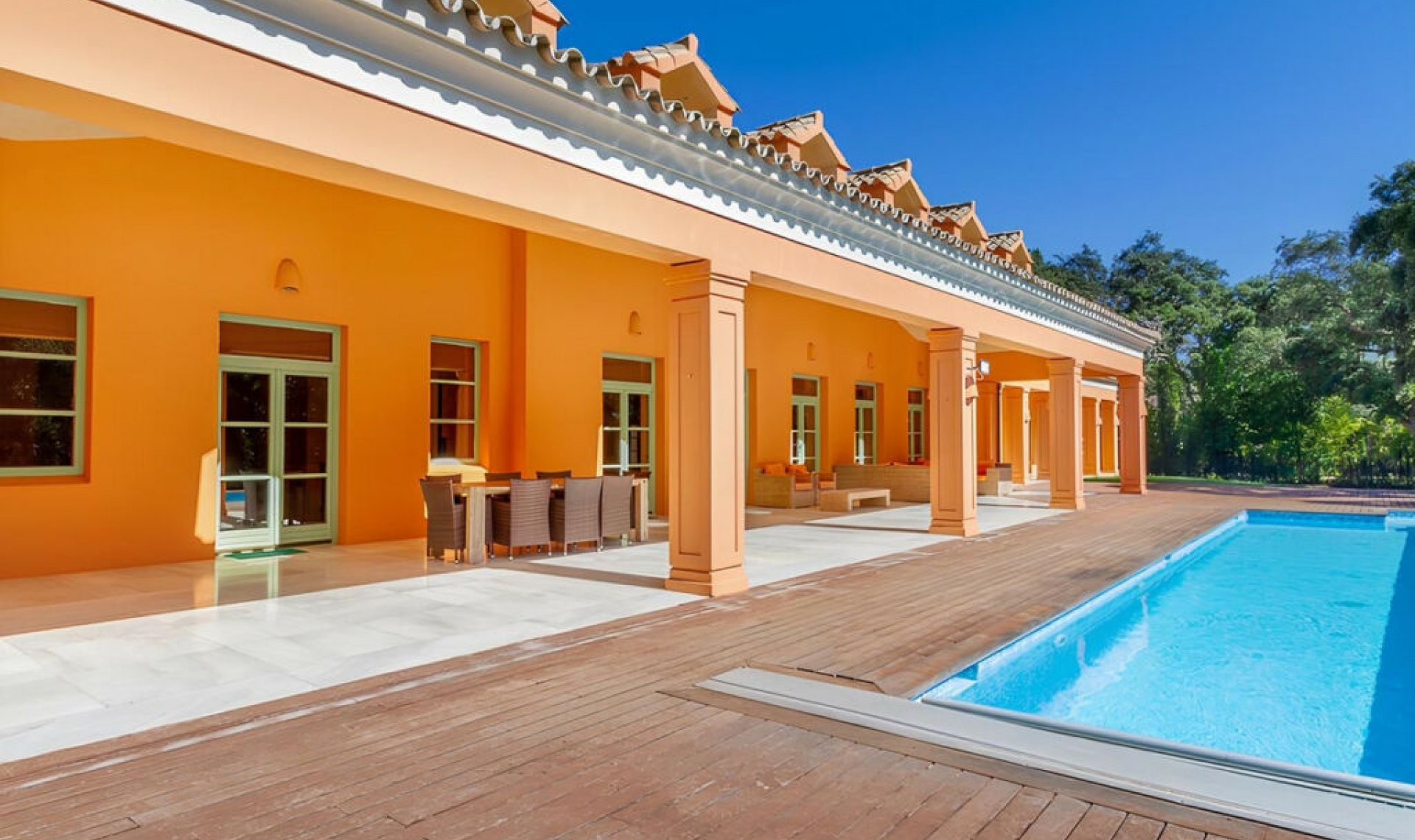 Resale - House -
Sotogrande Alto