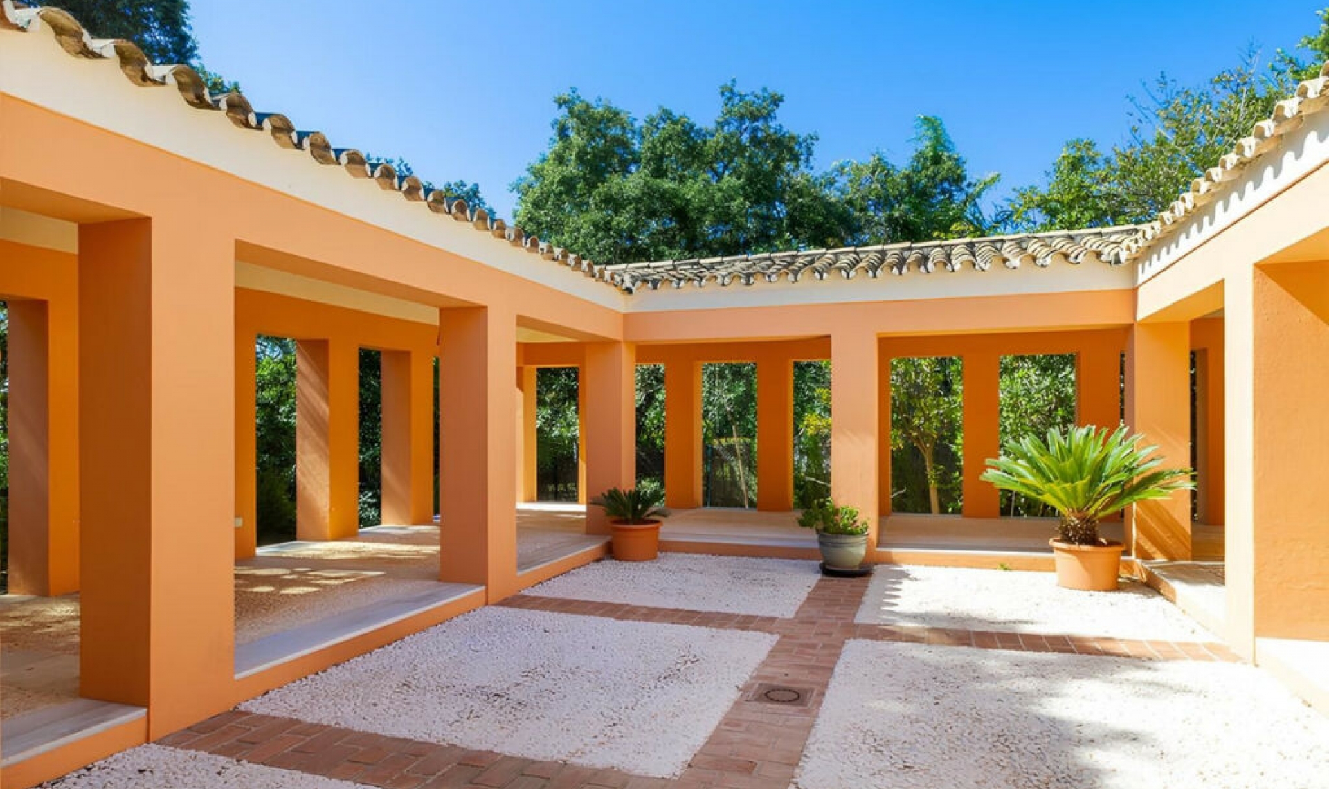 Resale - House -
Sotogrande Alto