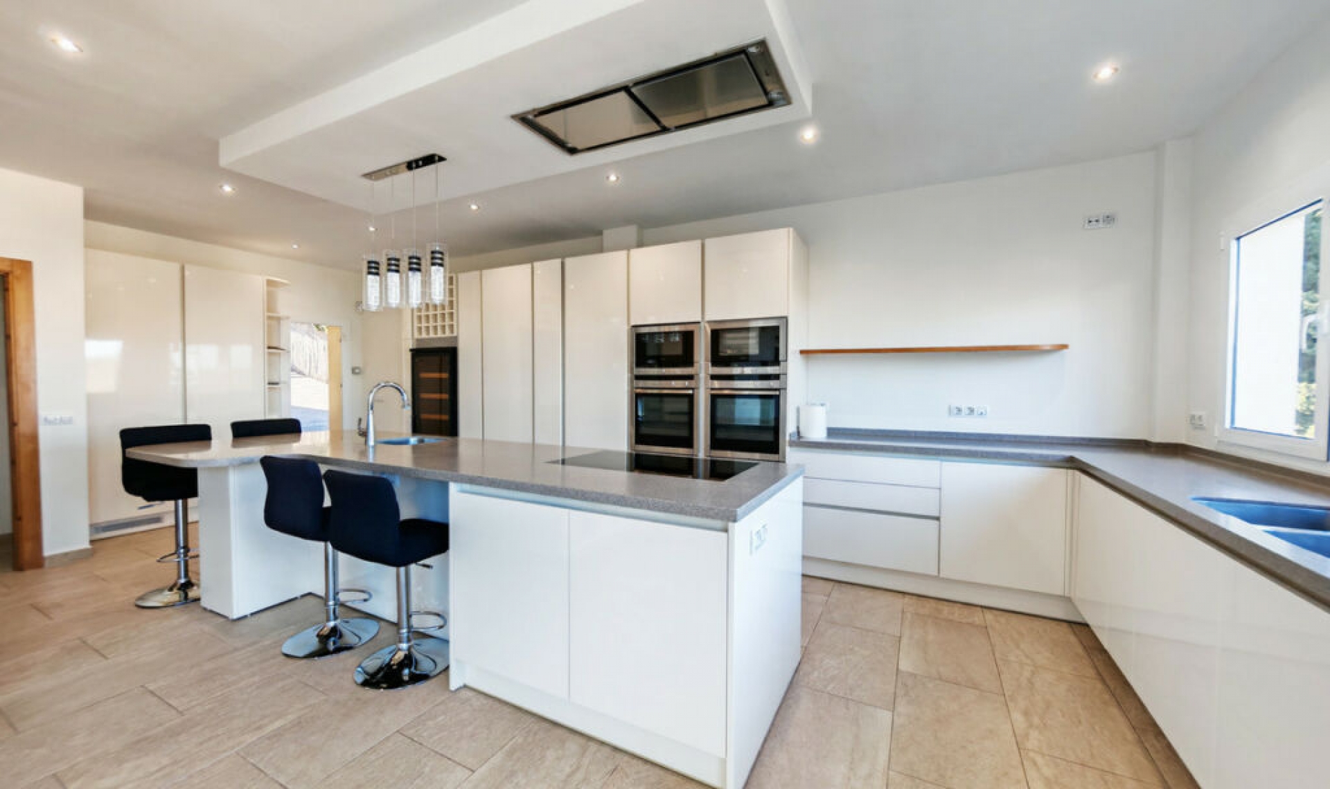 Resale - House -
Sotogrande Alto