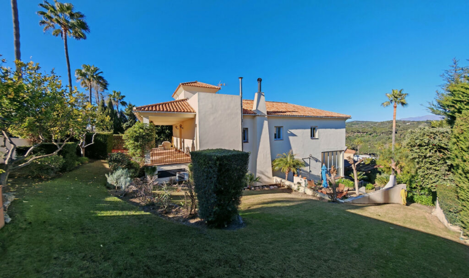 Resale - House -
Sotogrande Alto