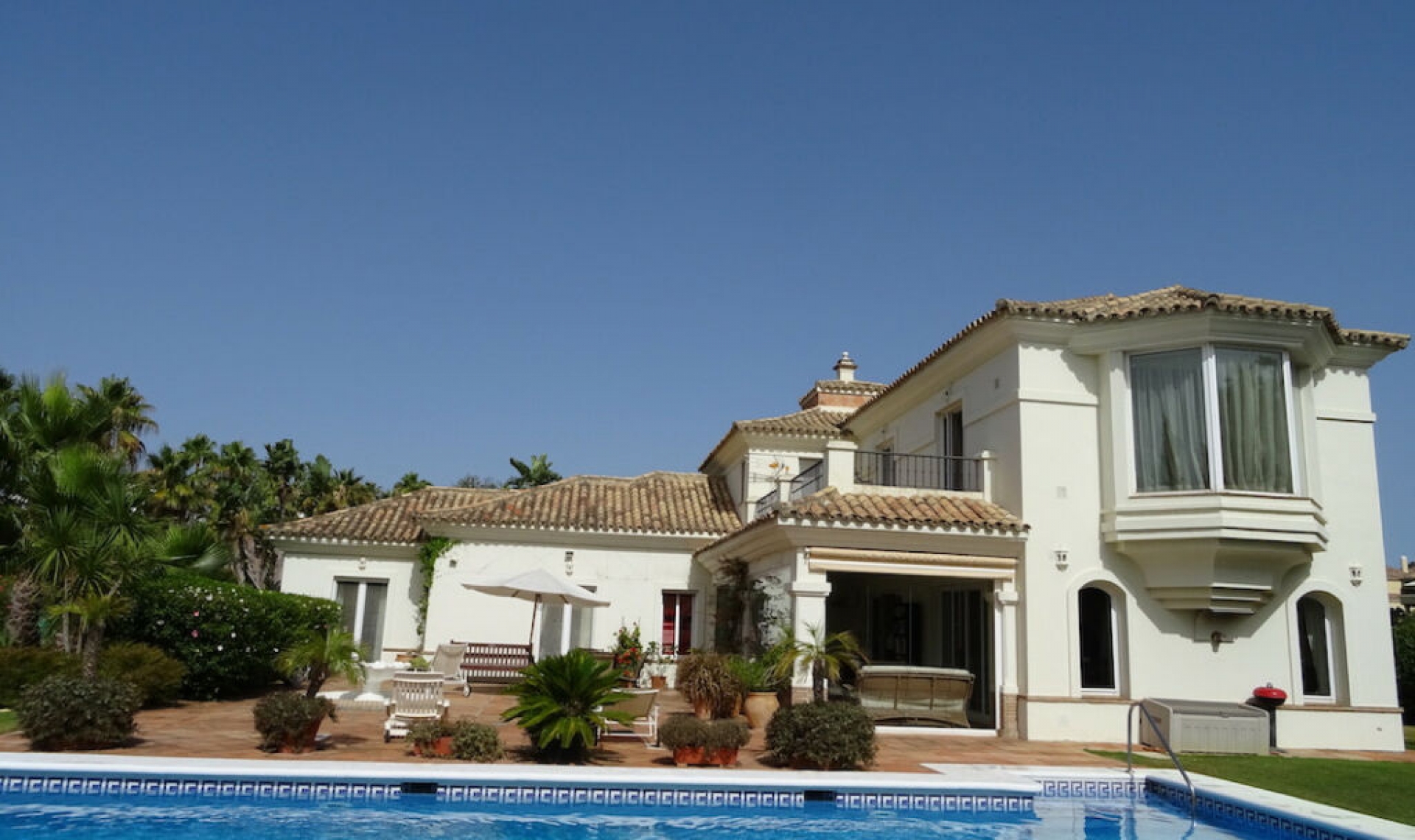 Resale - House -
Sotogrande Alto