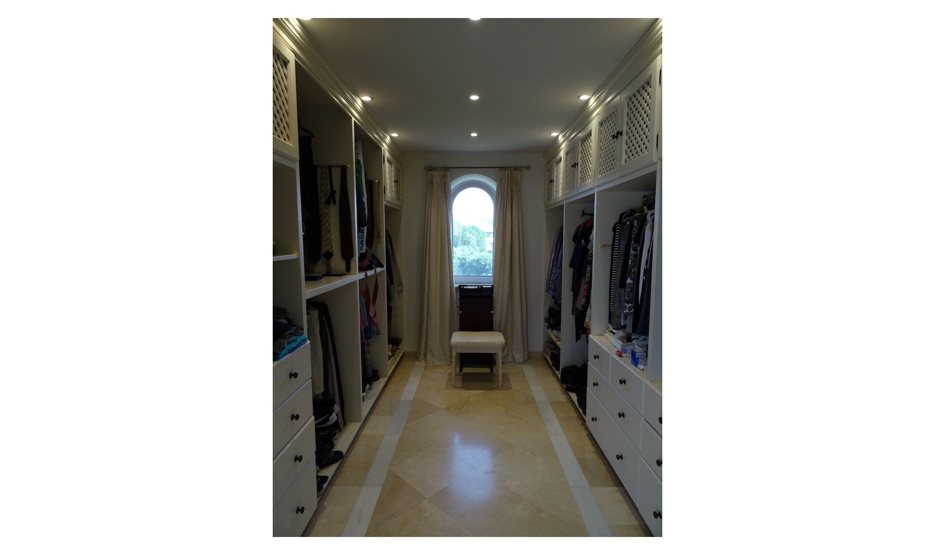 Resale - House -
Sotogrande Alto