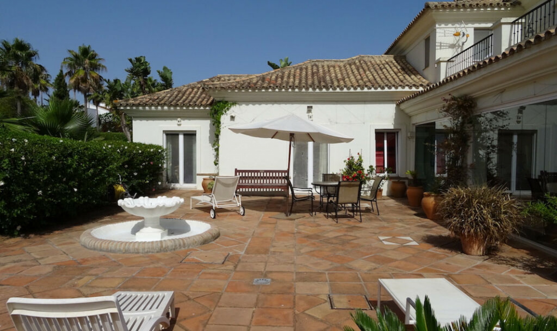 Resale - House -
Sotogrande Alto
