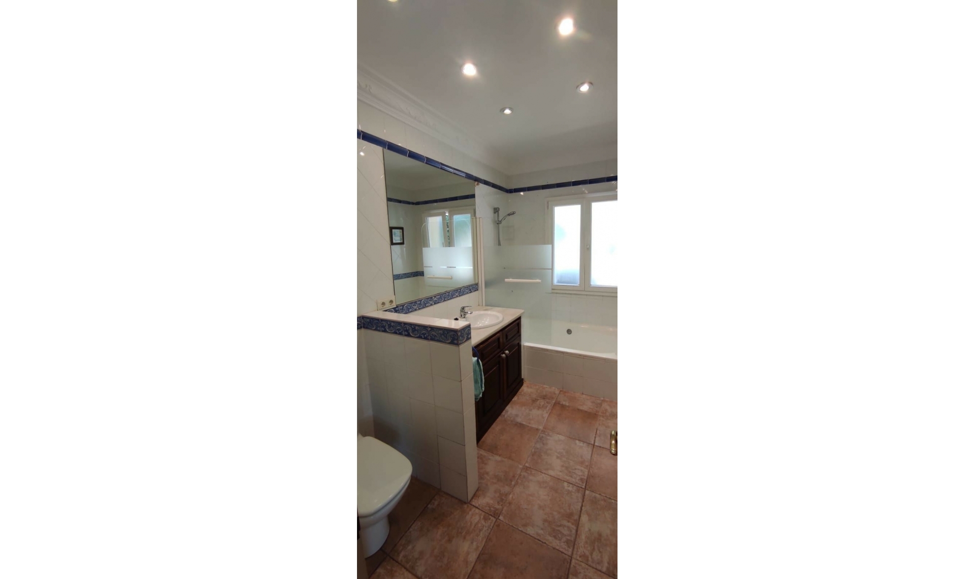 Resale - House -
Sotogrande Alto