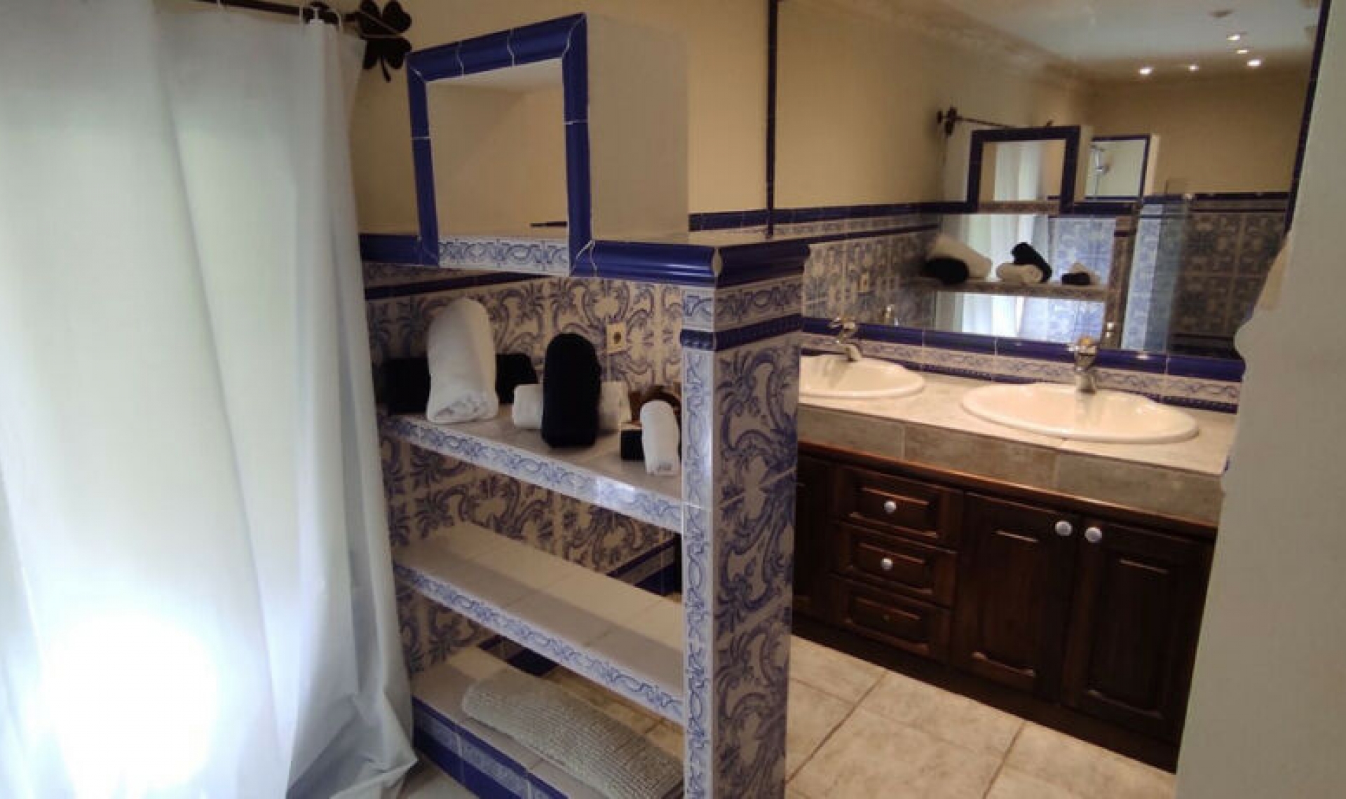 Resale - House -
Sotogrande Alto