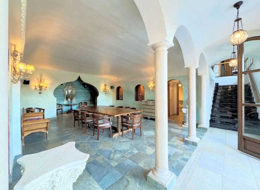 Resale - House -
Sotogrande Alto