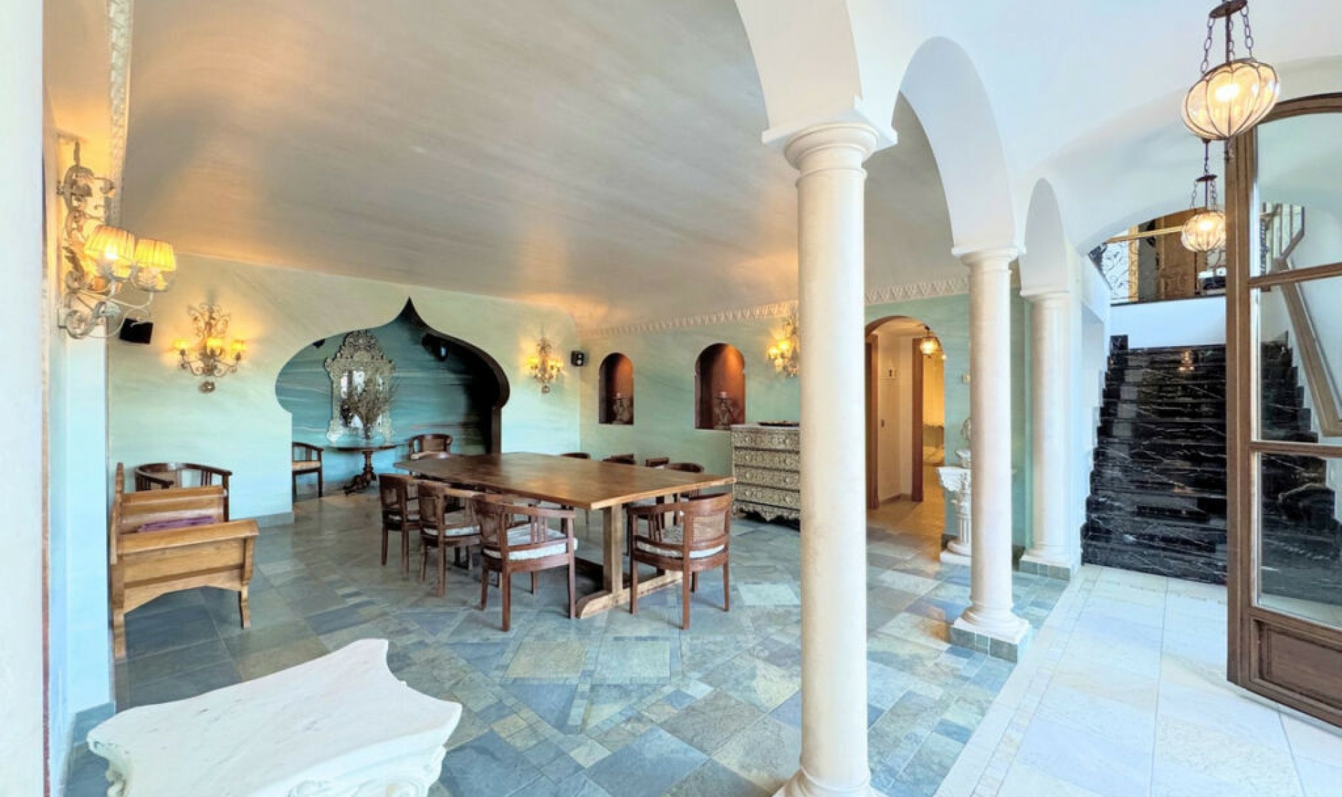 Resale - House -
Sotogrande Alto