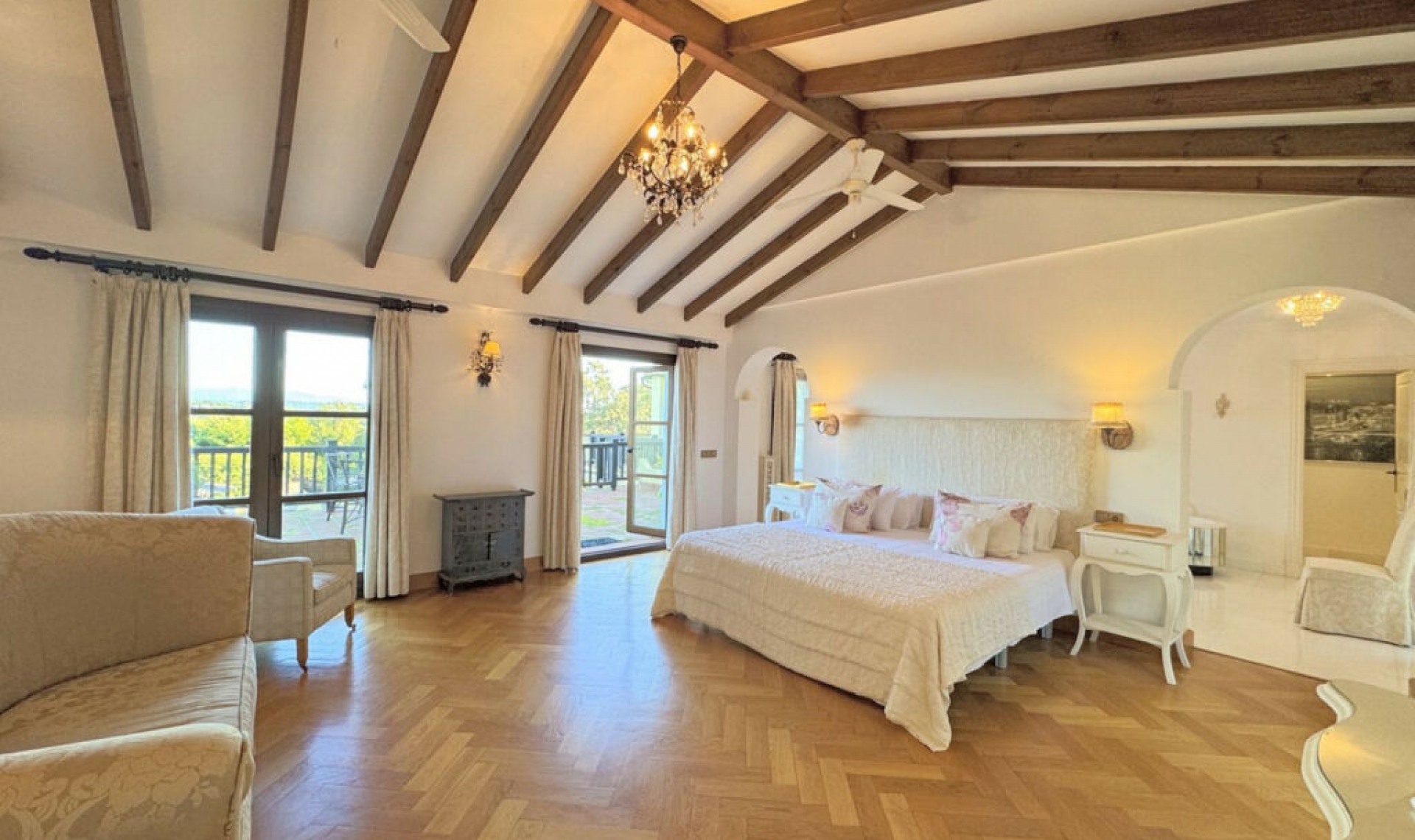 Resale - House -
Sotogrande Alto