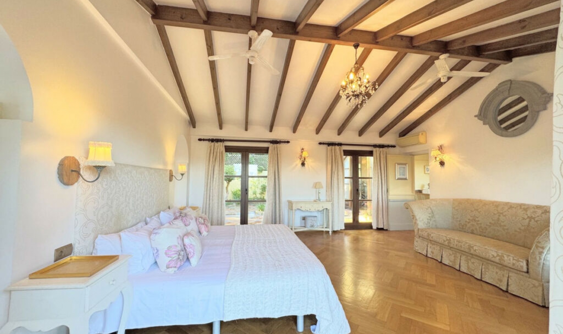 Resale - House -
Sotogrande Alto