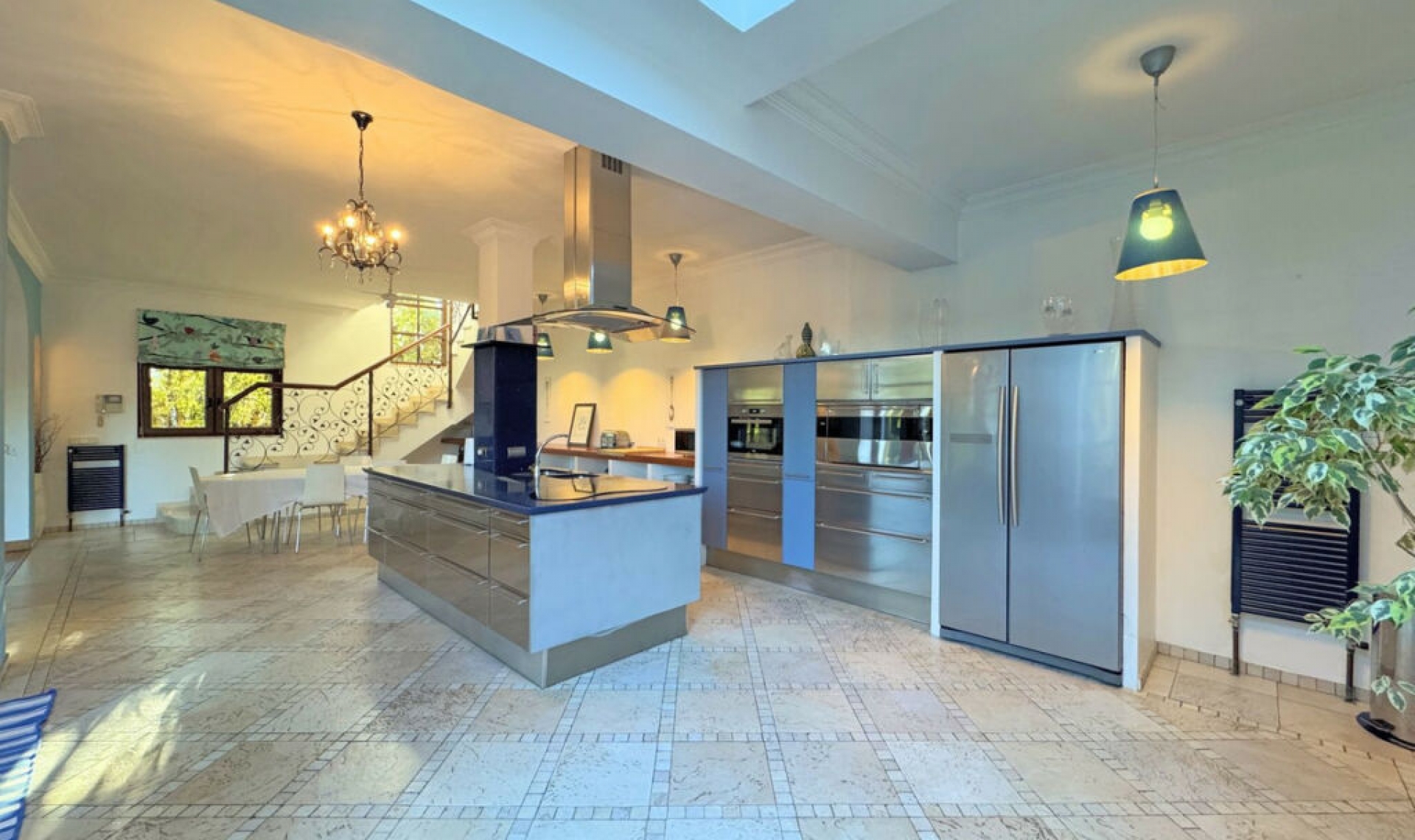 Resale - House -
Sotogrande Alto