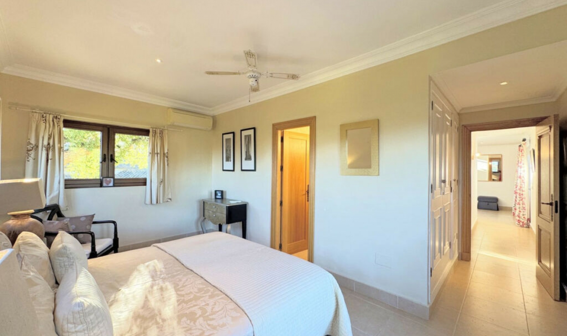 Resale - House -
Sotogrande Alto