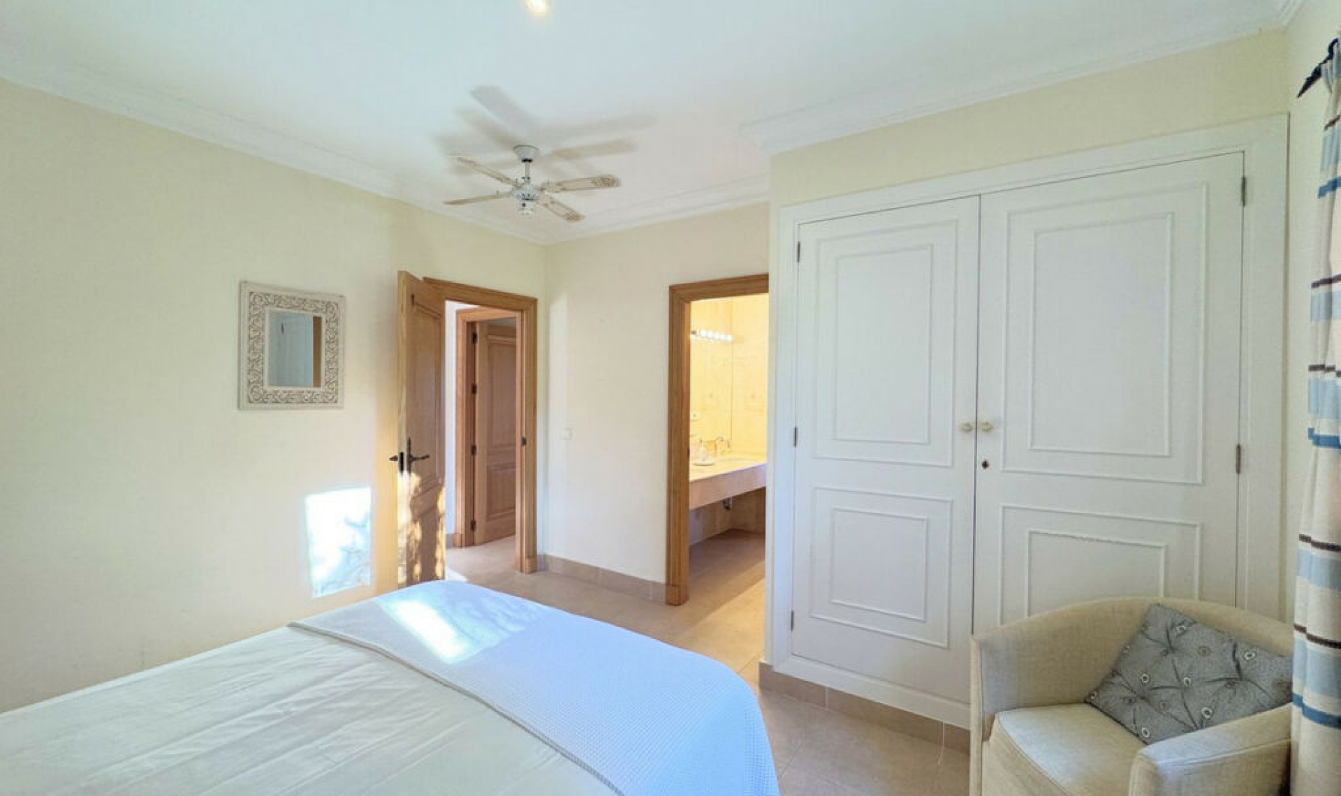 Resale - House -
Sotogrande Alto