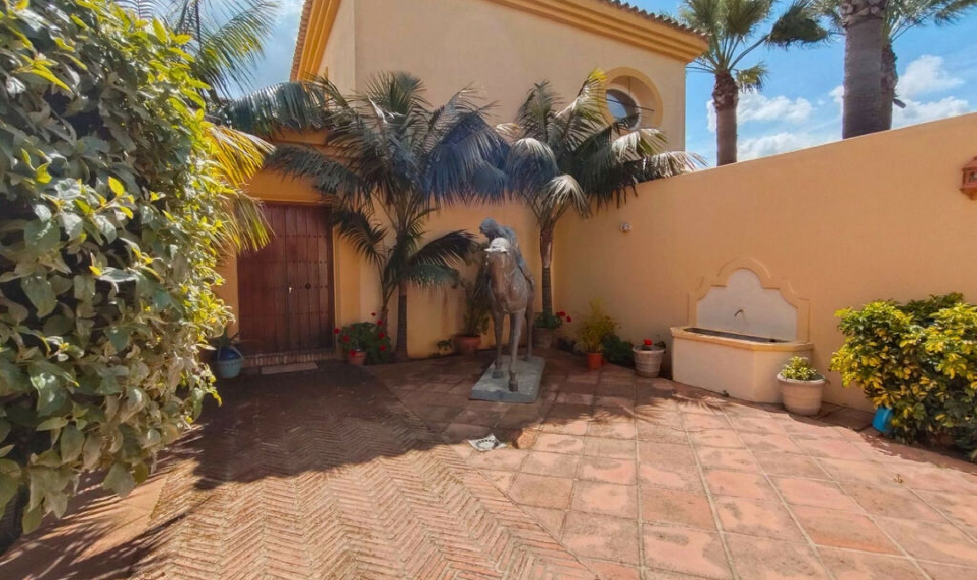 Resale - House -
Sotogrande Alto