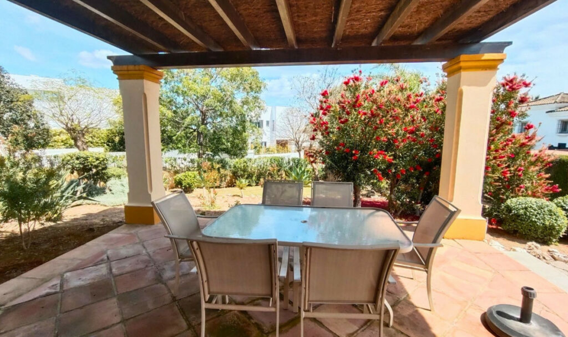 Resale - House -
Sotogrande Alto