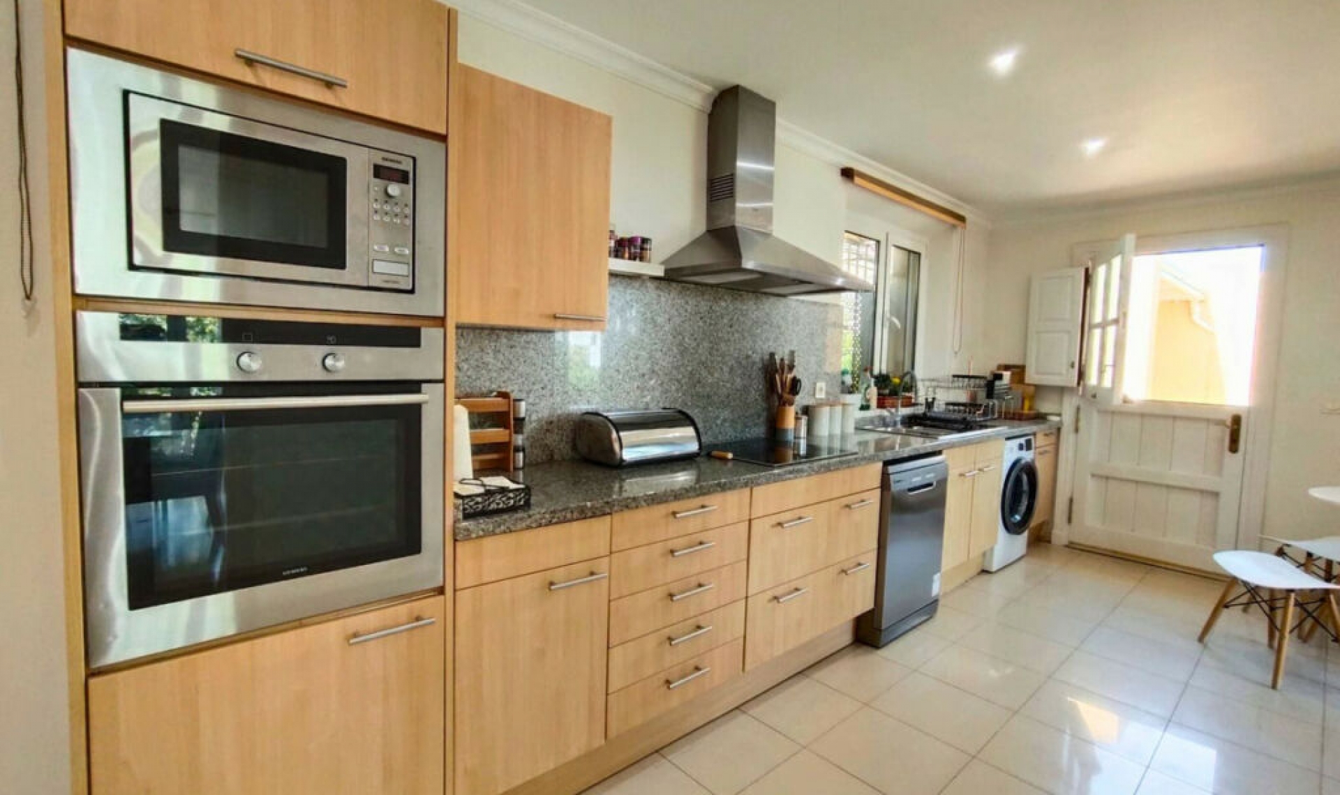 Resale - House -
Sotogrande Alto