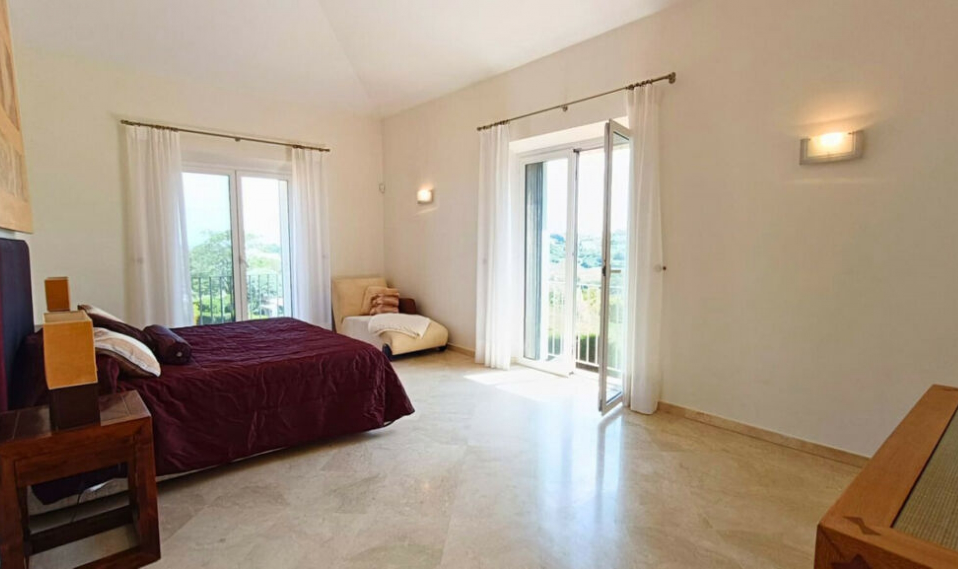 Resale - House -
Sotogrande Alto