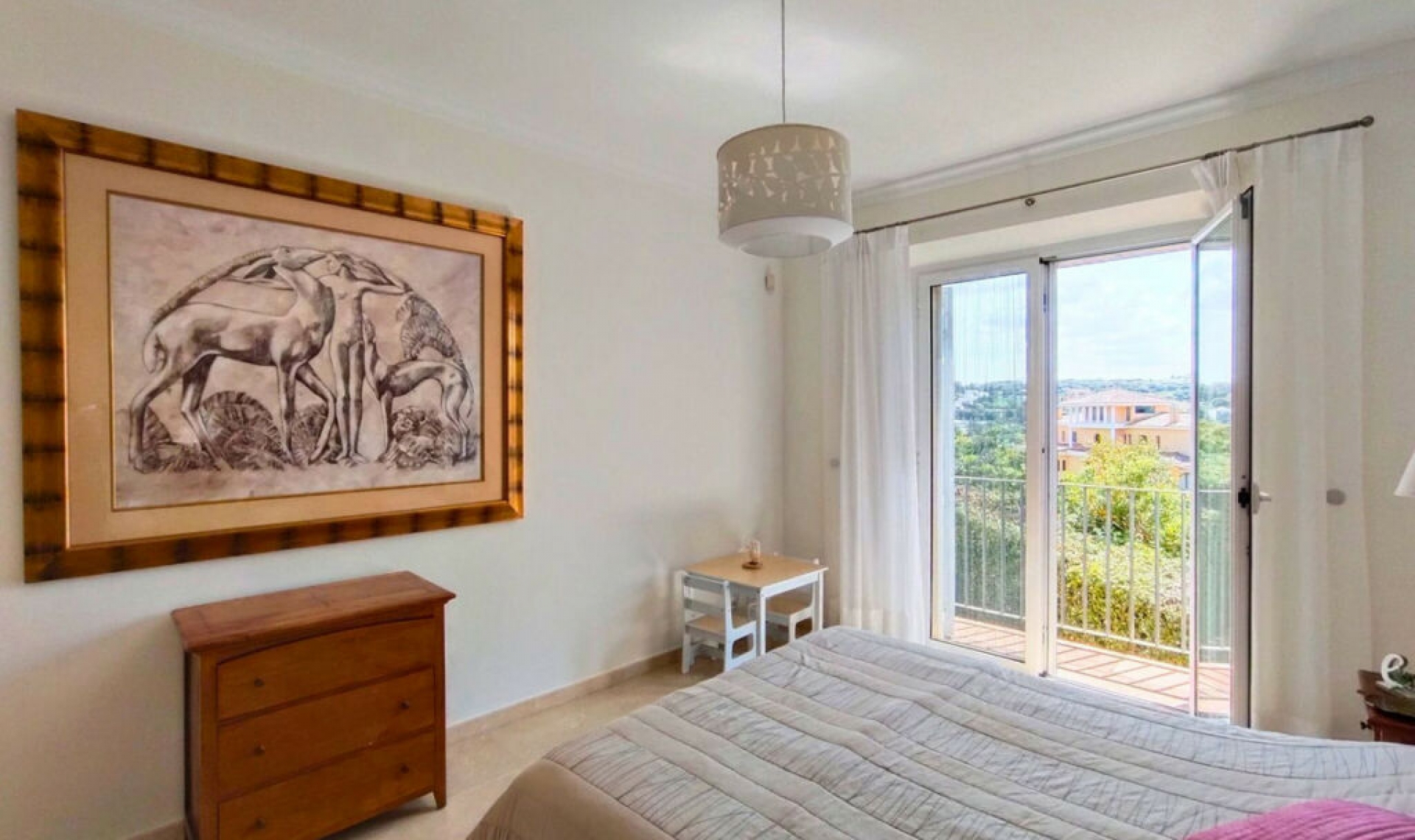 Resale - House -
Sotogrande Alto