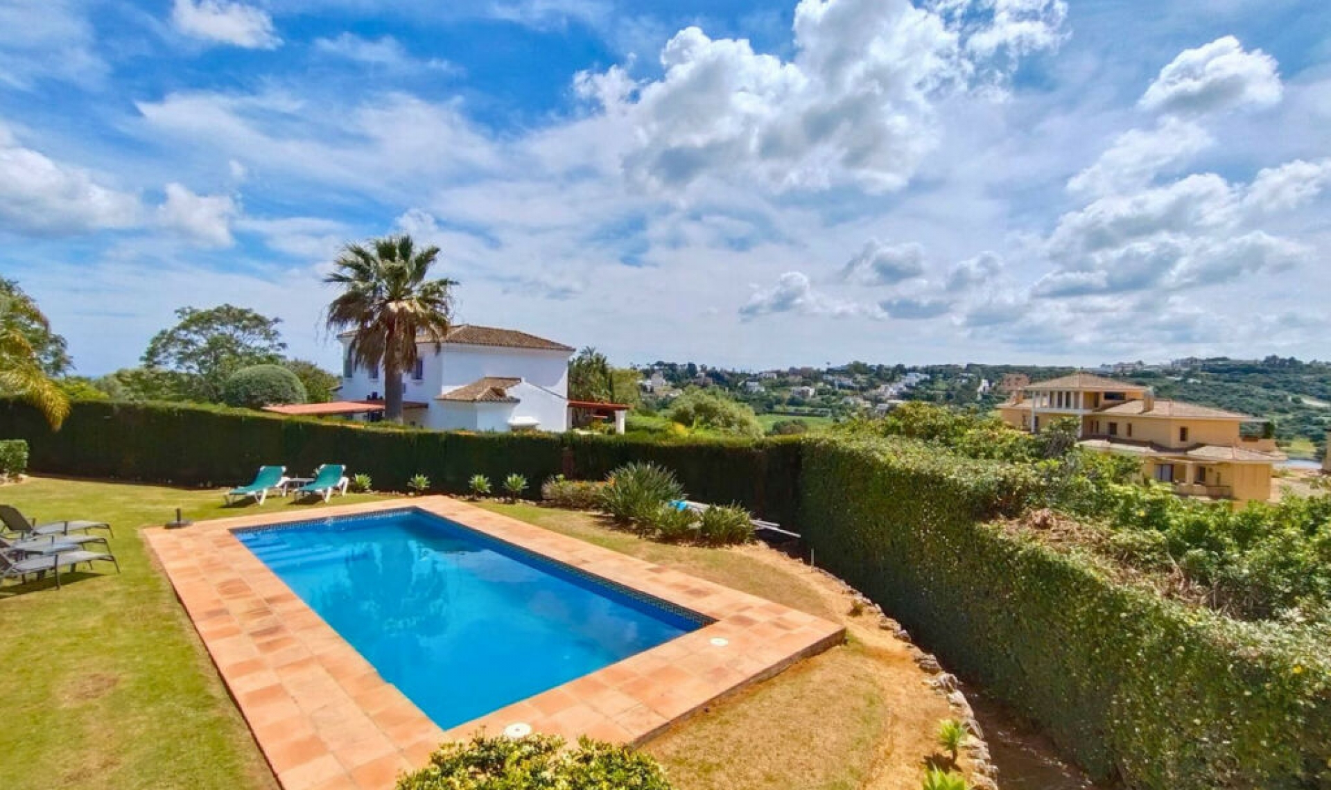 Resale - House -
Sotogrande Alto