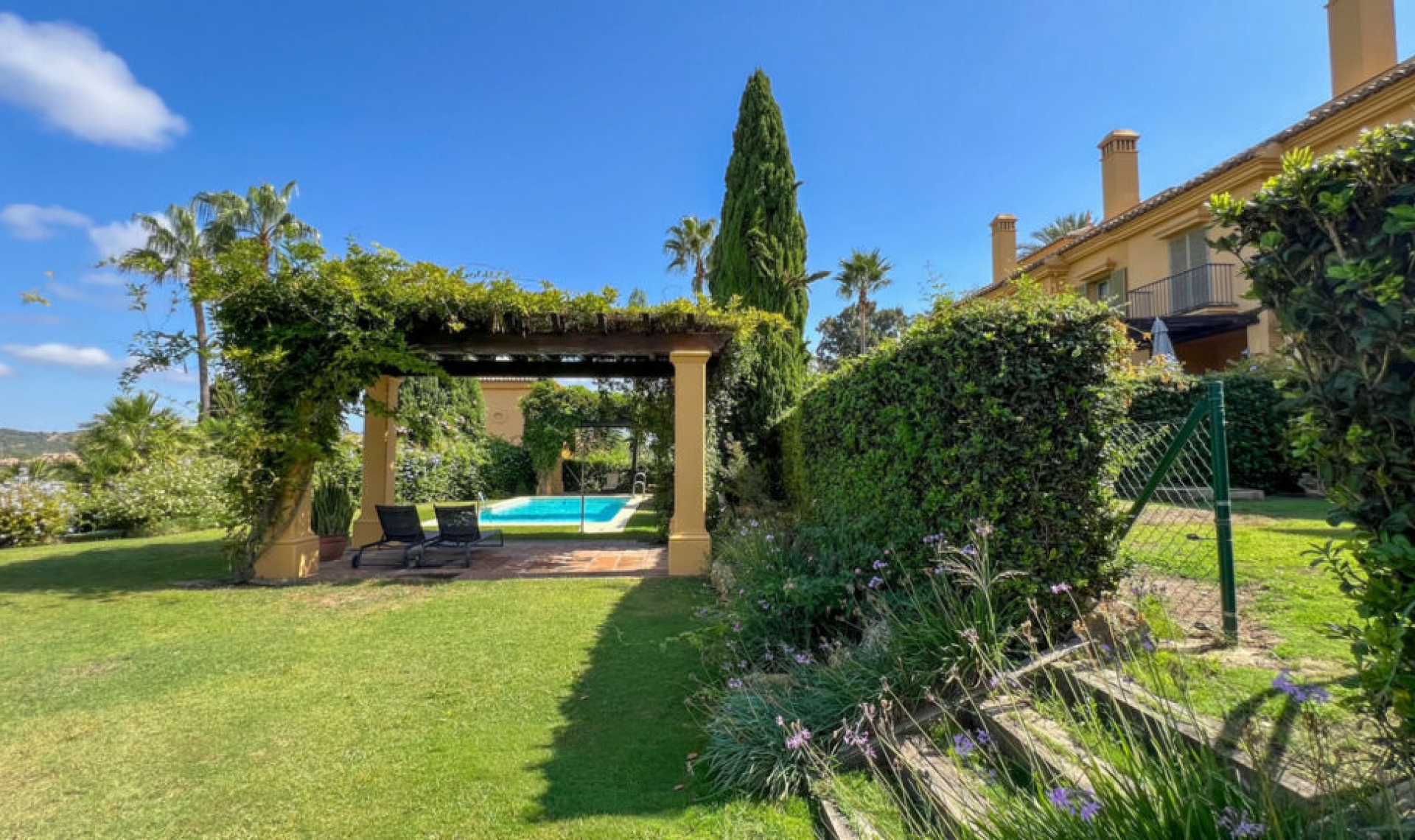 Resale - House -
Sotogrande Alto