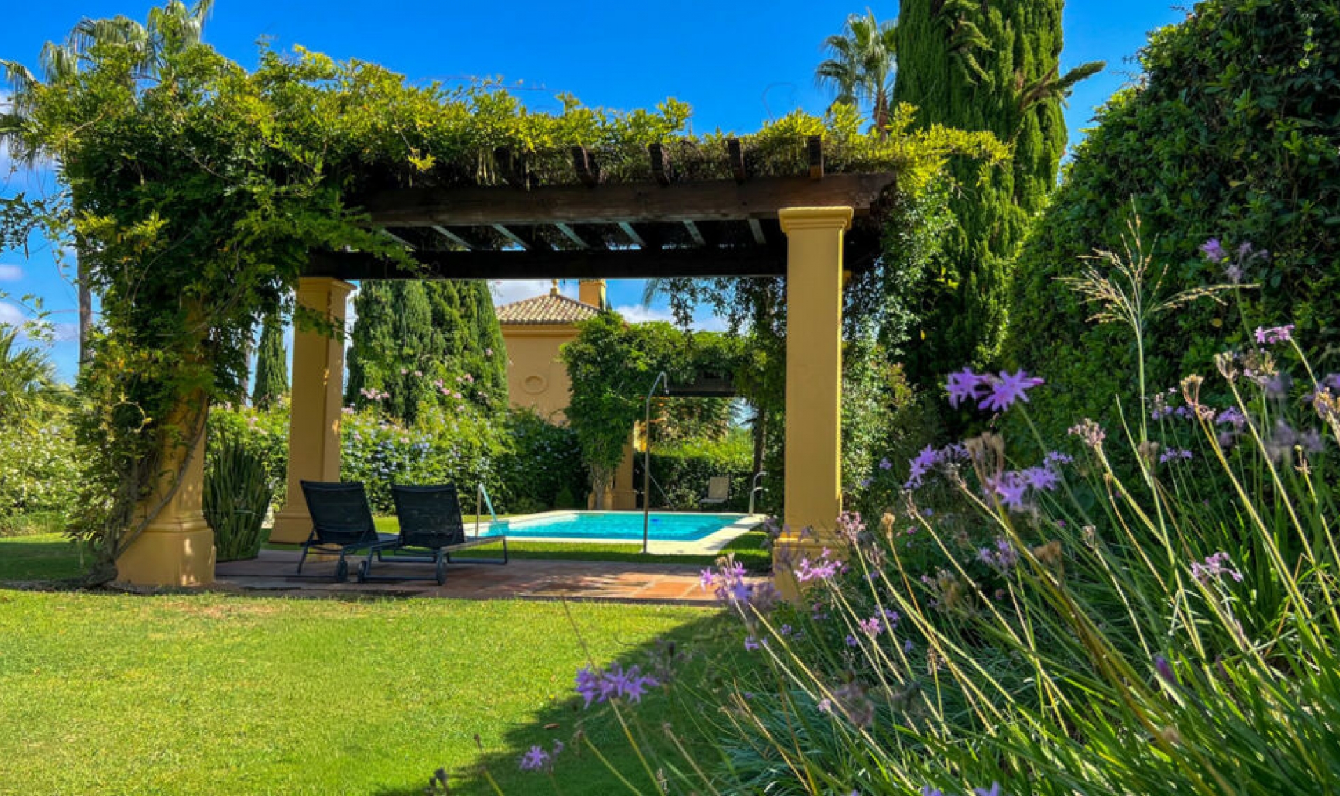 Resale - House -
Sotogrande Alto