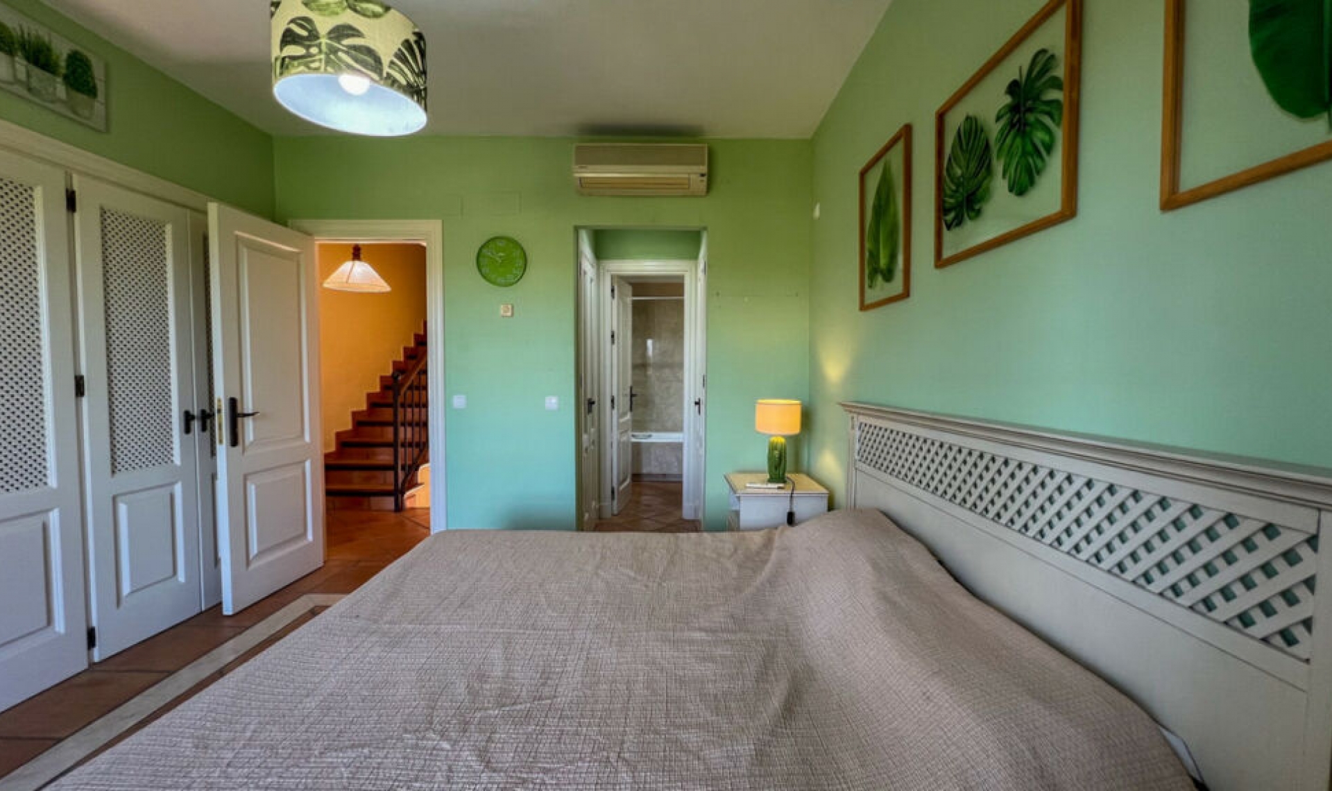 Resale - House -
Sotogrande Alto