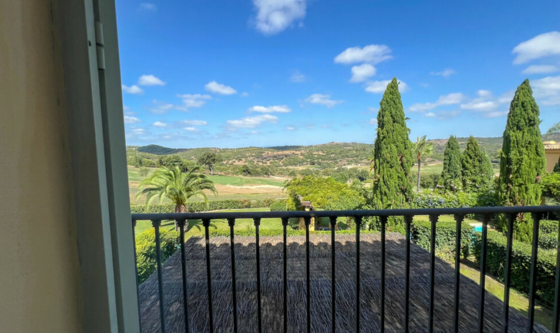 Resale - House -
Sotogrande Alto