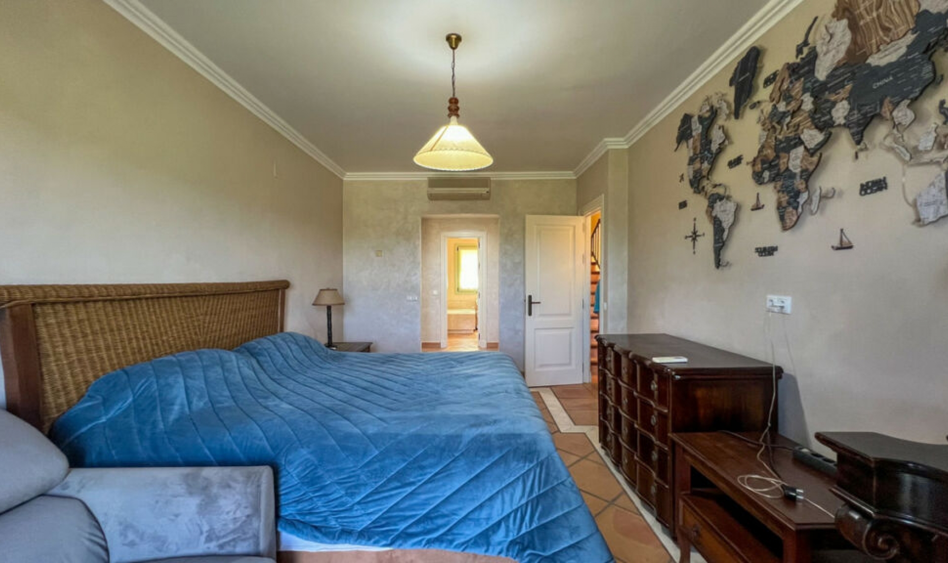 Resale - House -
Sotogrande Alto