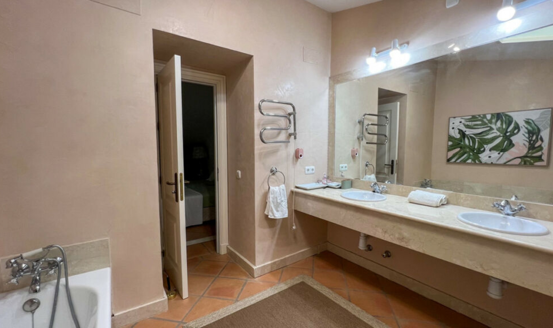 Resale - House -
Sotogrande Alto