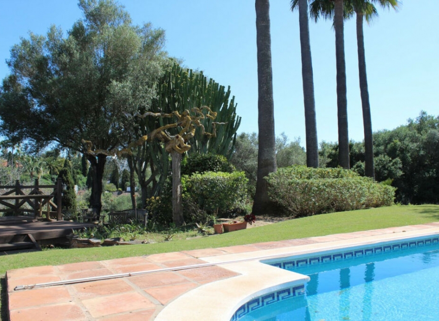 Resale - House -
Sotogrande Costa