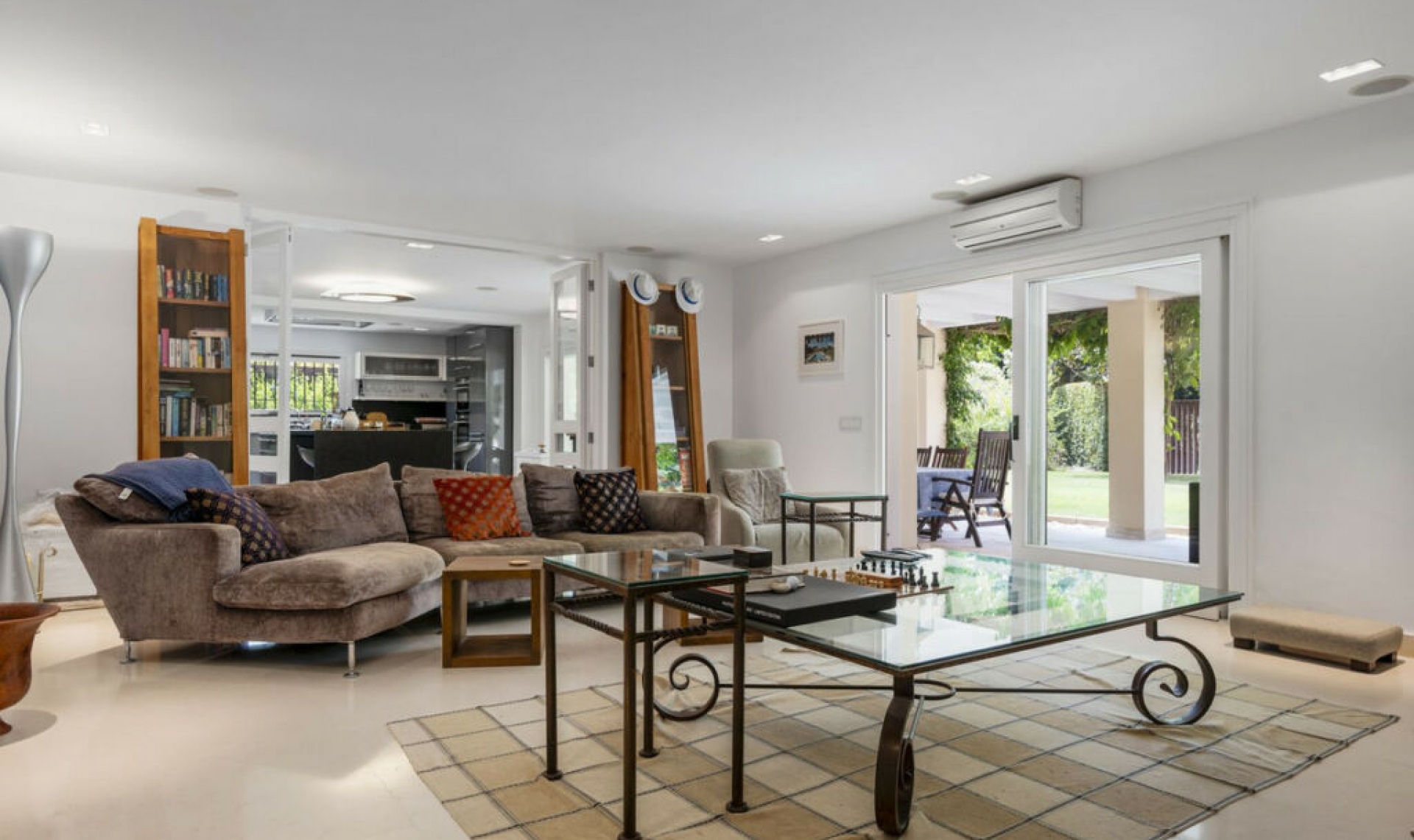 Resale - House -
Sotogrande Costa