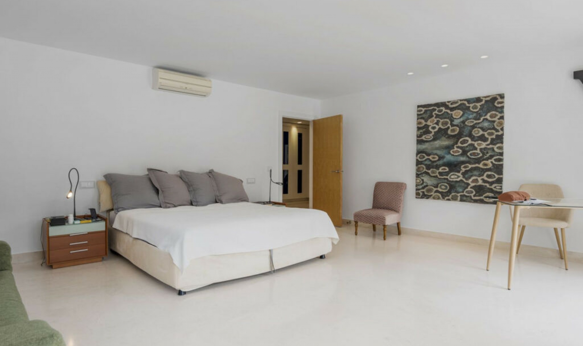 Resale - House -
Sotogrande Costa