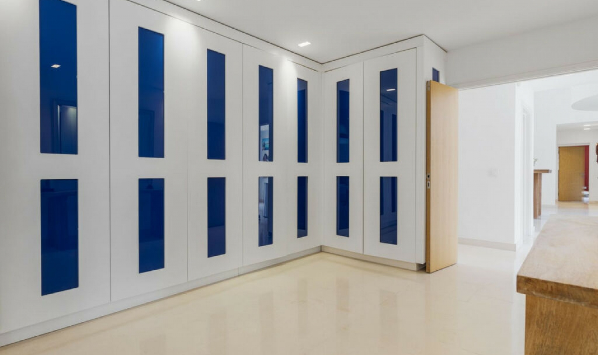 Resale - House -
Sotogrande Costa