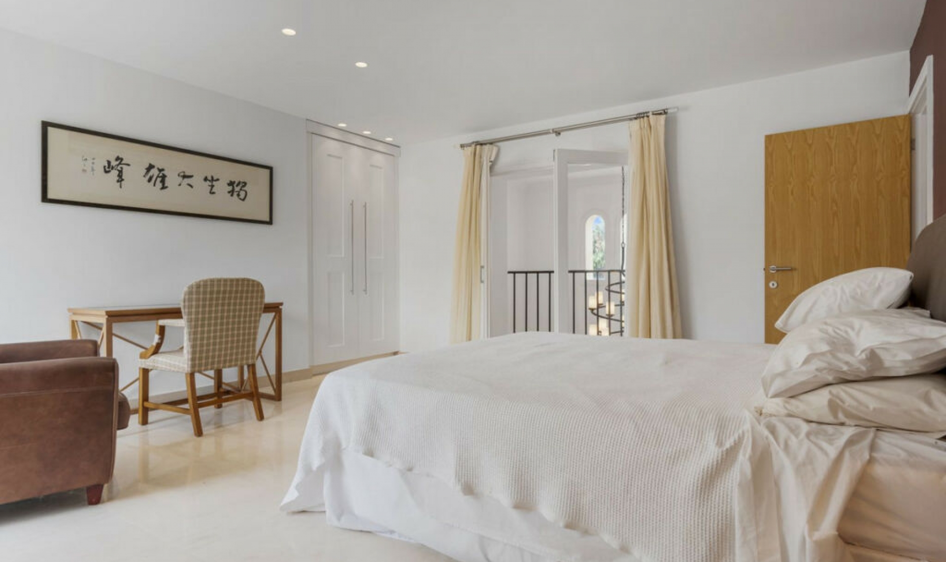 Resale - House -
Sotogrande Costa