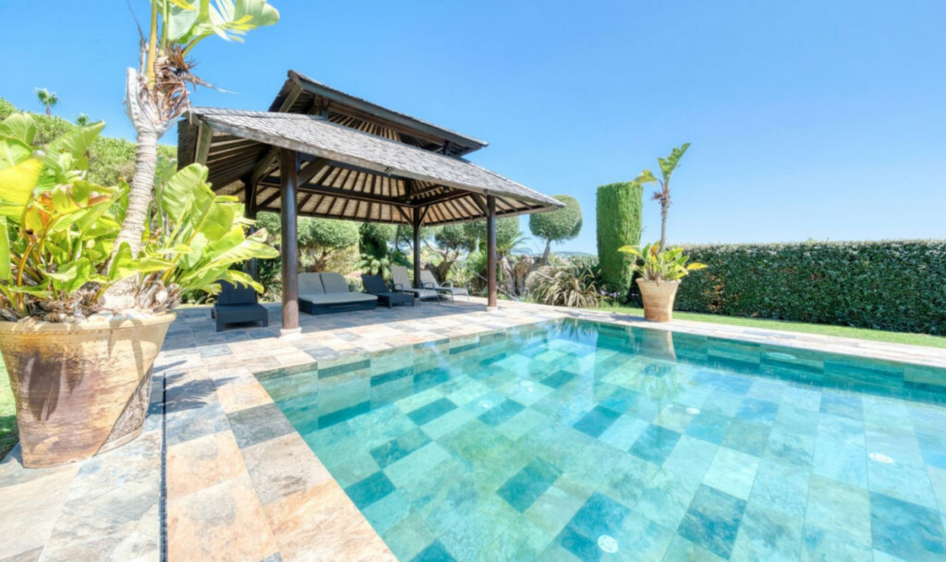 Resale - House -
Sotogrande Costa