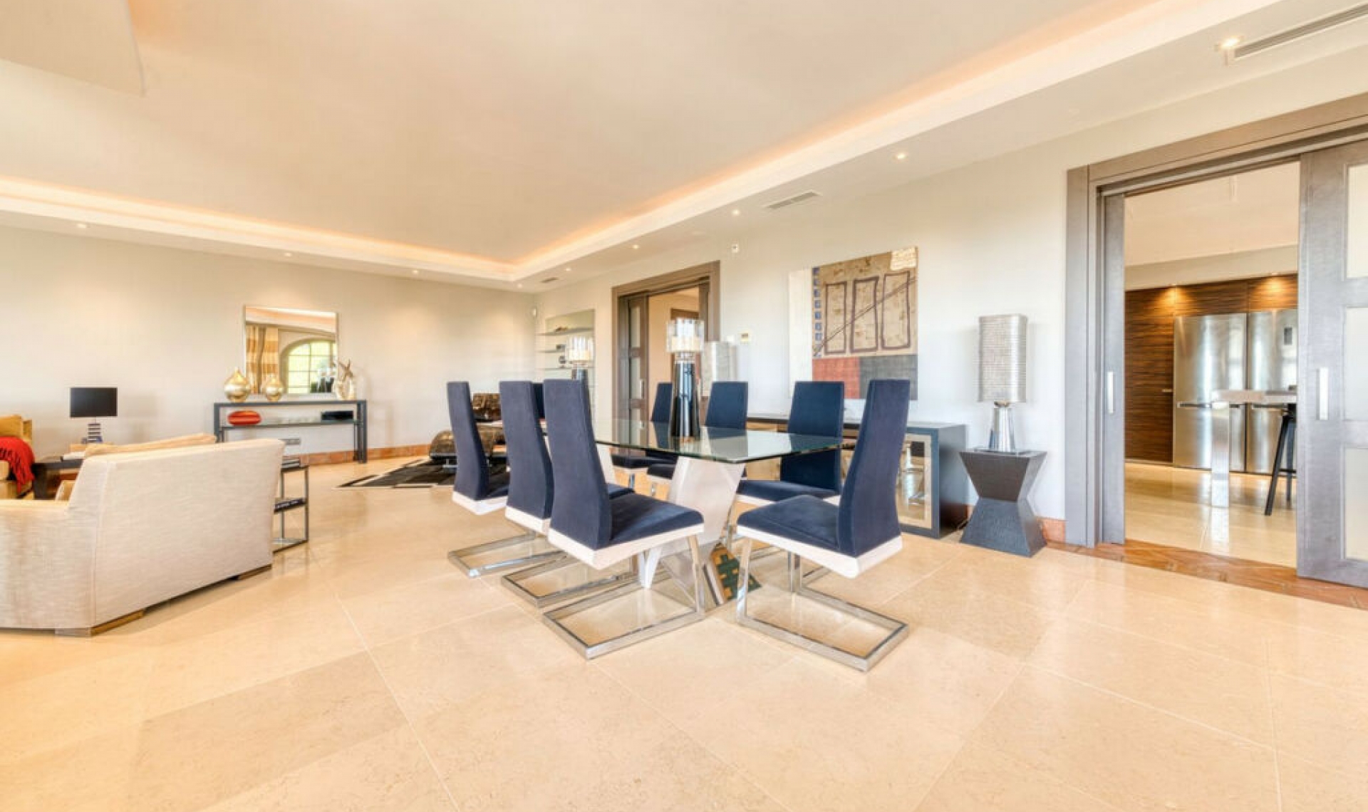 Resale - House -
Sotogrande Costa