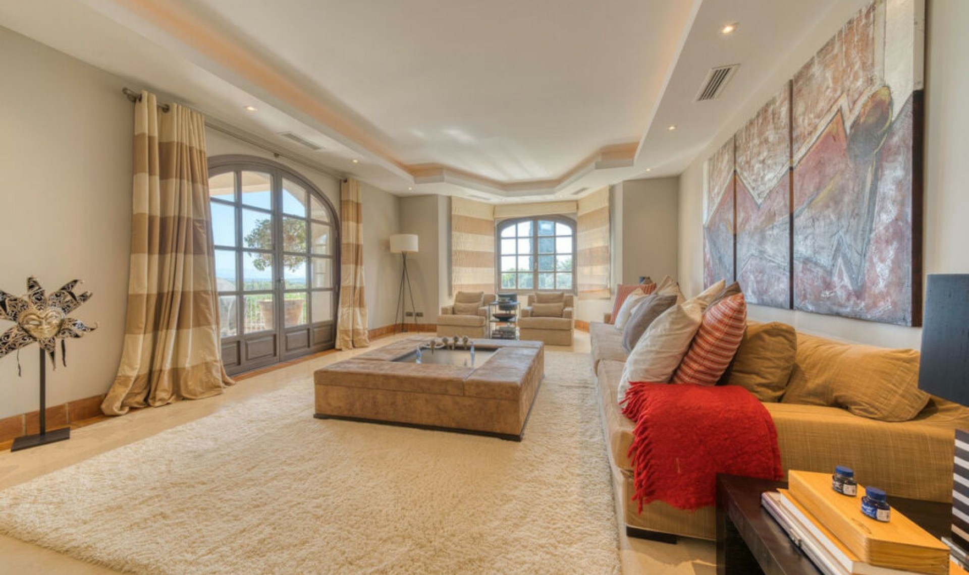 Resale - House -
Sotogrande Costa