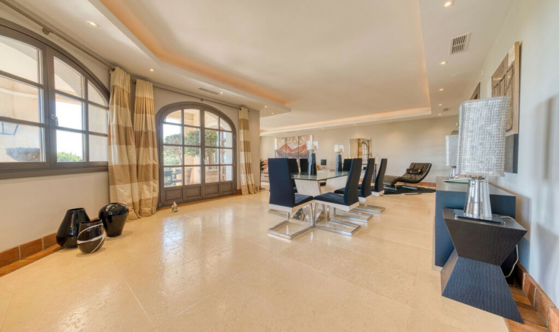 Resale - House -
Sotogrande Costa