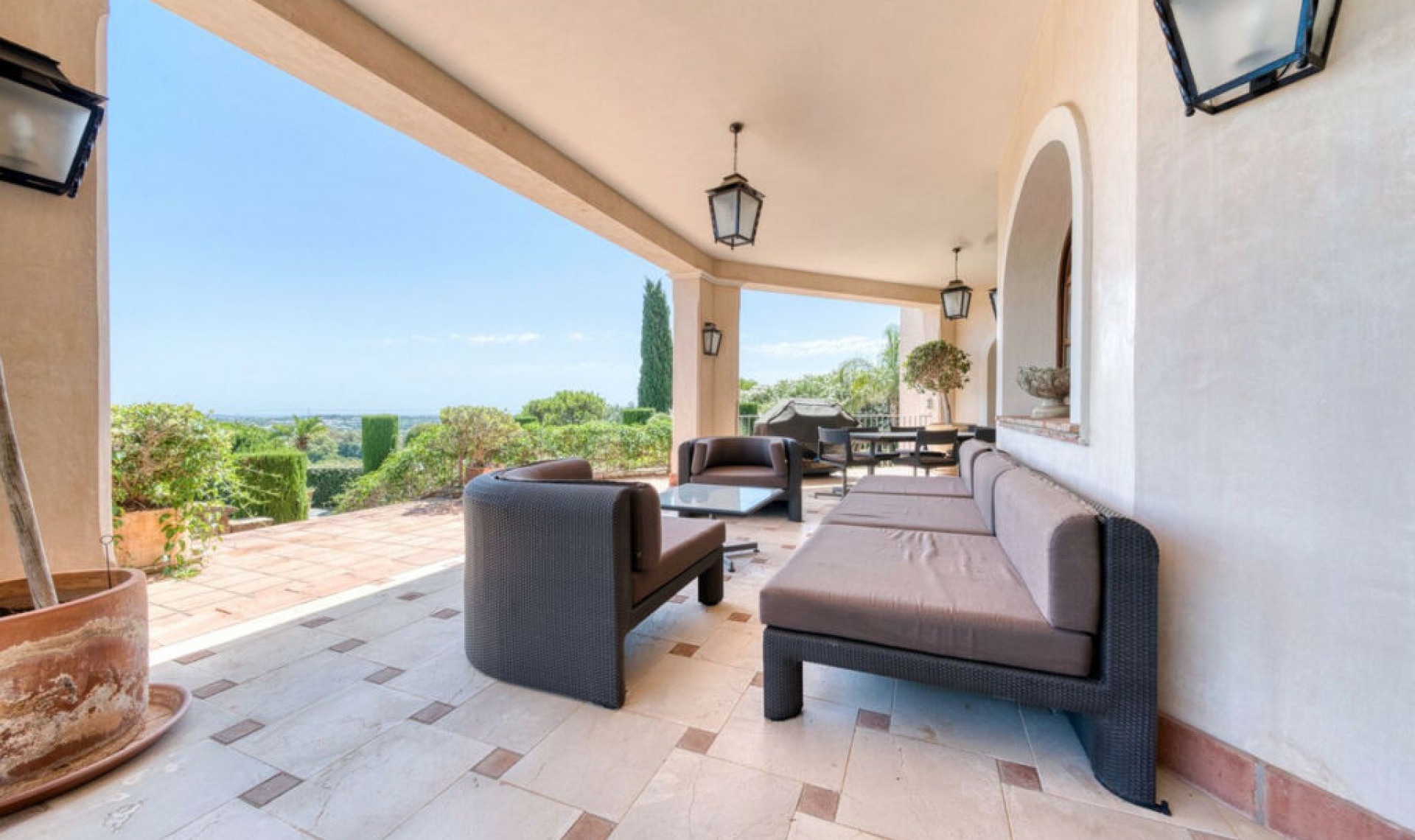 Resale - House -
Sotogrande Costa