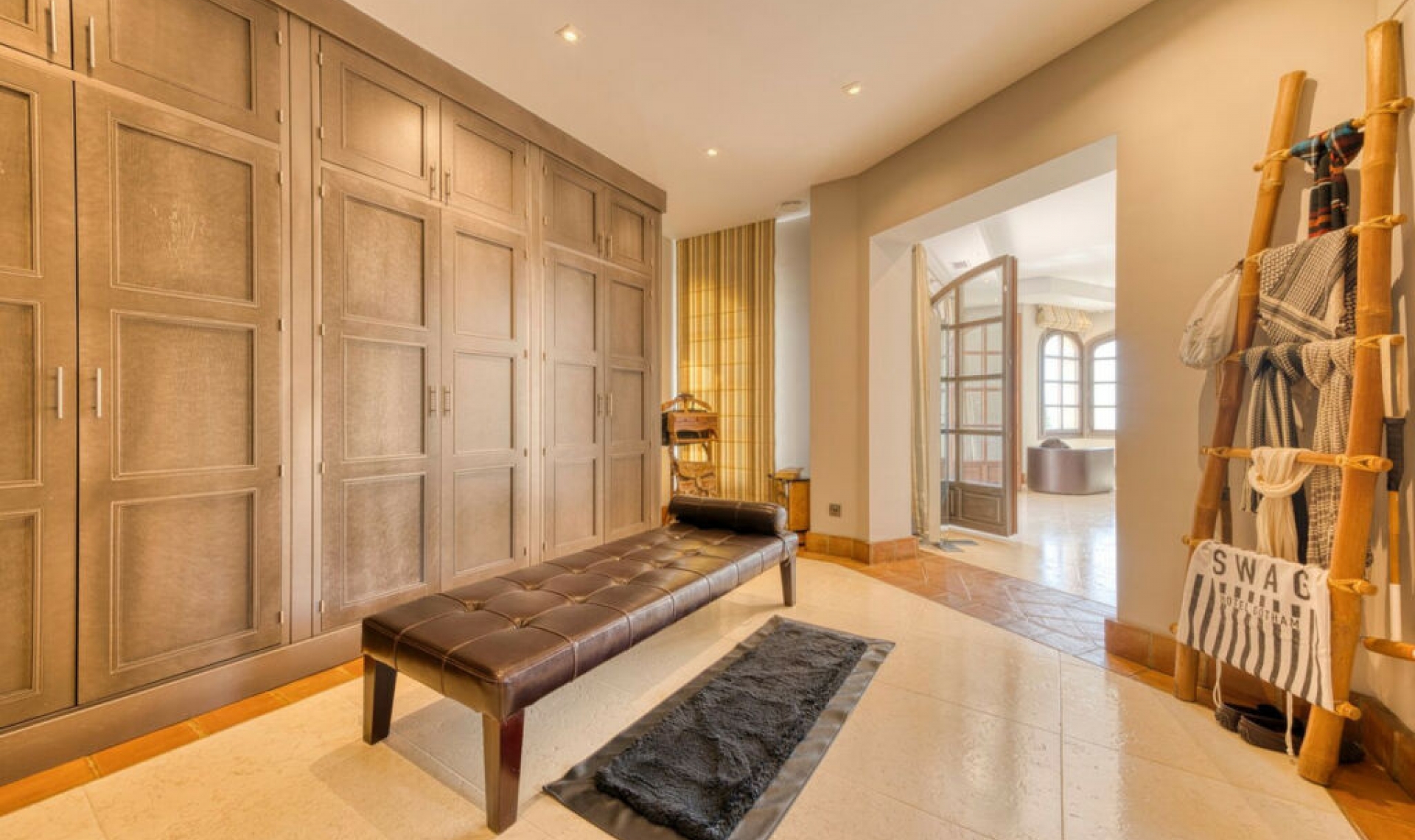 Resale - House -
Sotogrande Costa